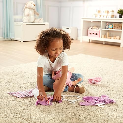 Miniatura 6 de Melissa & Doug Mine to Love Mix & Match - Ropa de muñeca de moda para muñecas de 12 a 18 pulgadas (6 piezas)