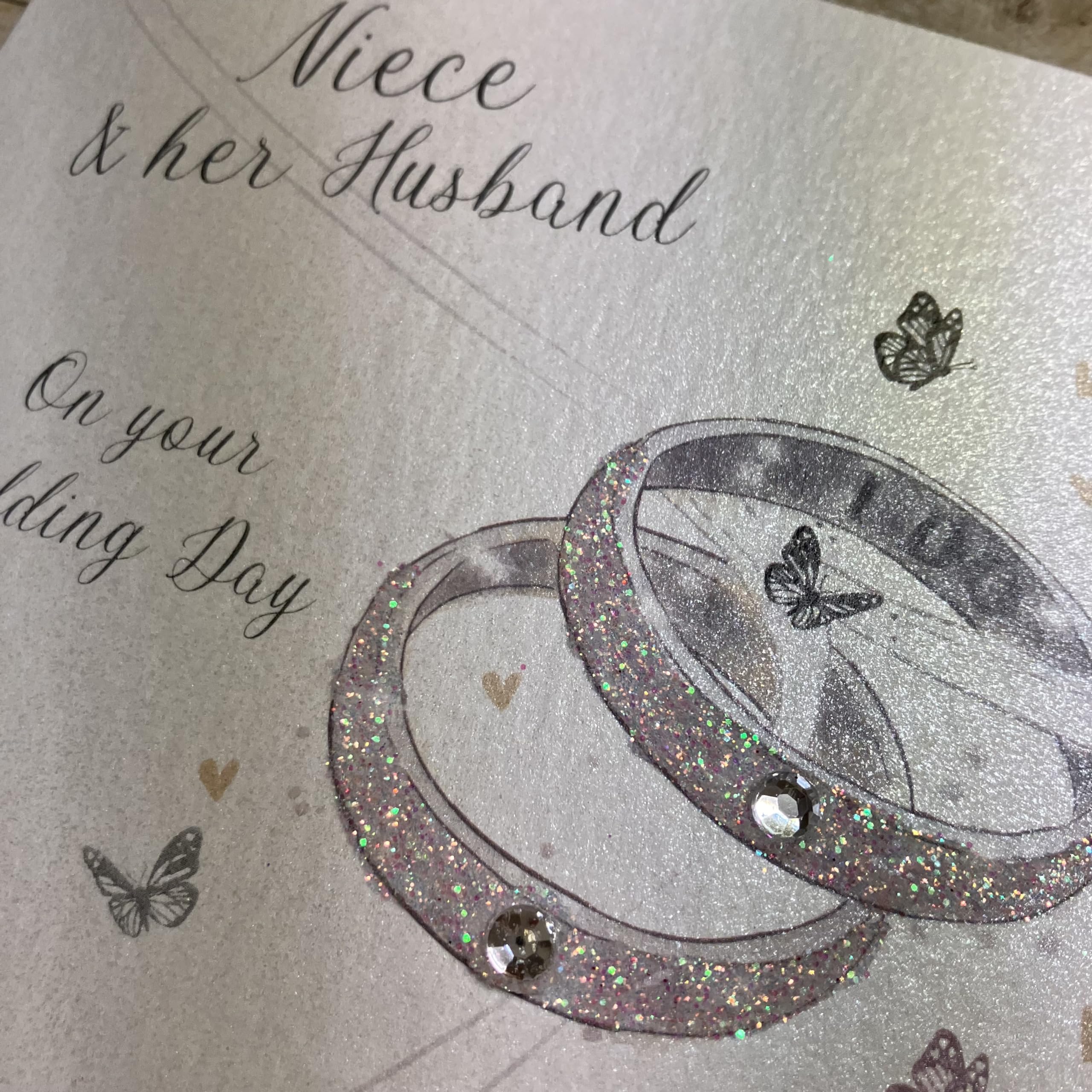 Biglietto Di Auguri Di Matrimonio Per Nipote E Marito - Design Cocktail Floreale Con Finiture Oro, Prodotto Nel Regno Unito (159x235 Mm)