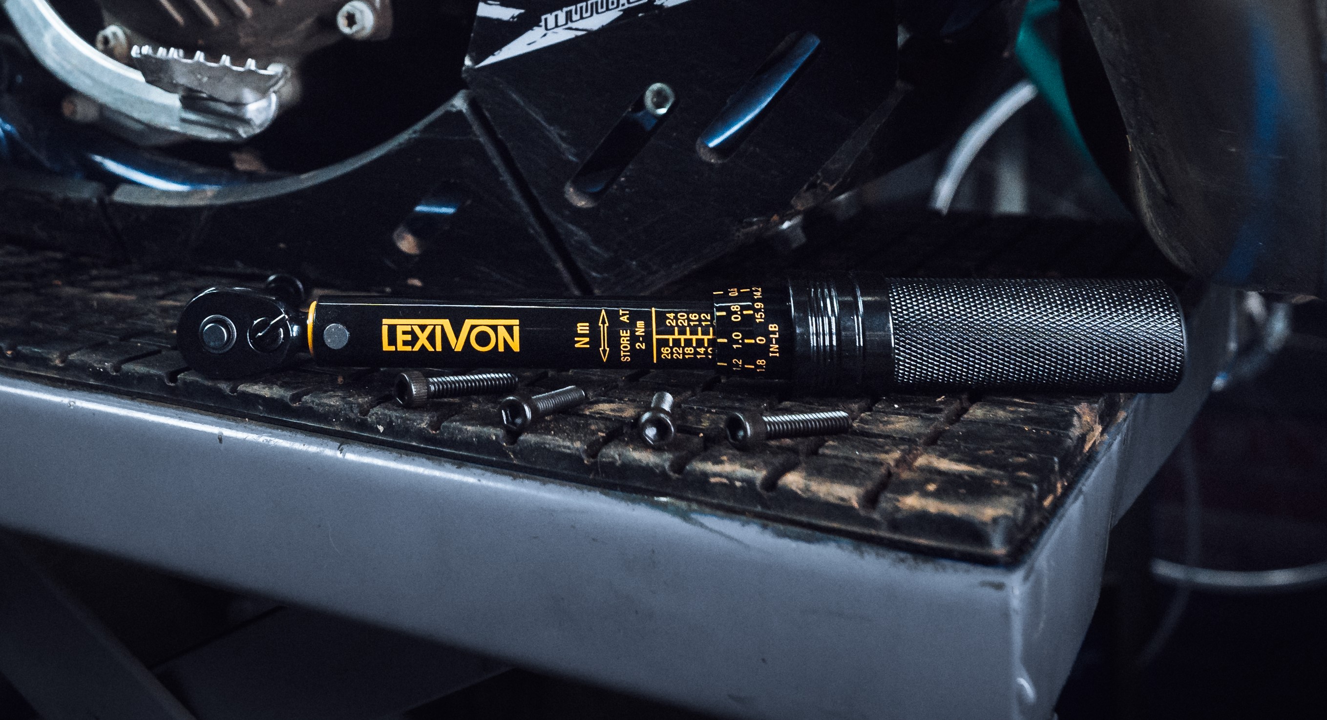 ㊙️ H NOS OEM Genuine Original Harley Davidson Button Head Torx