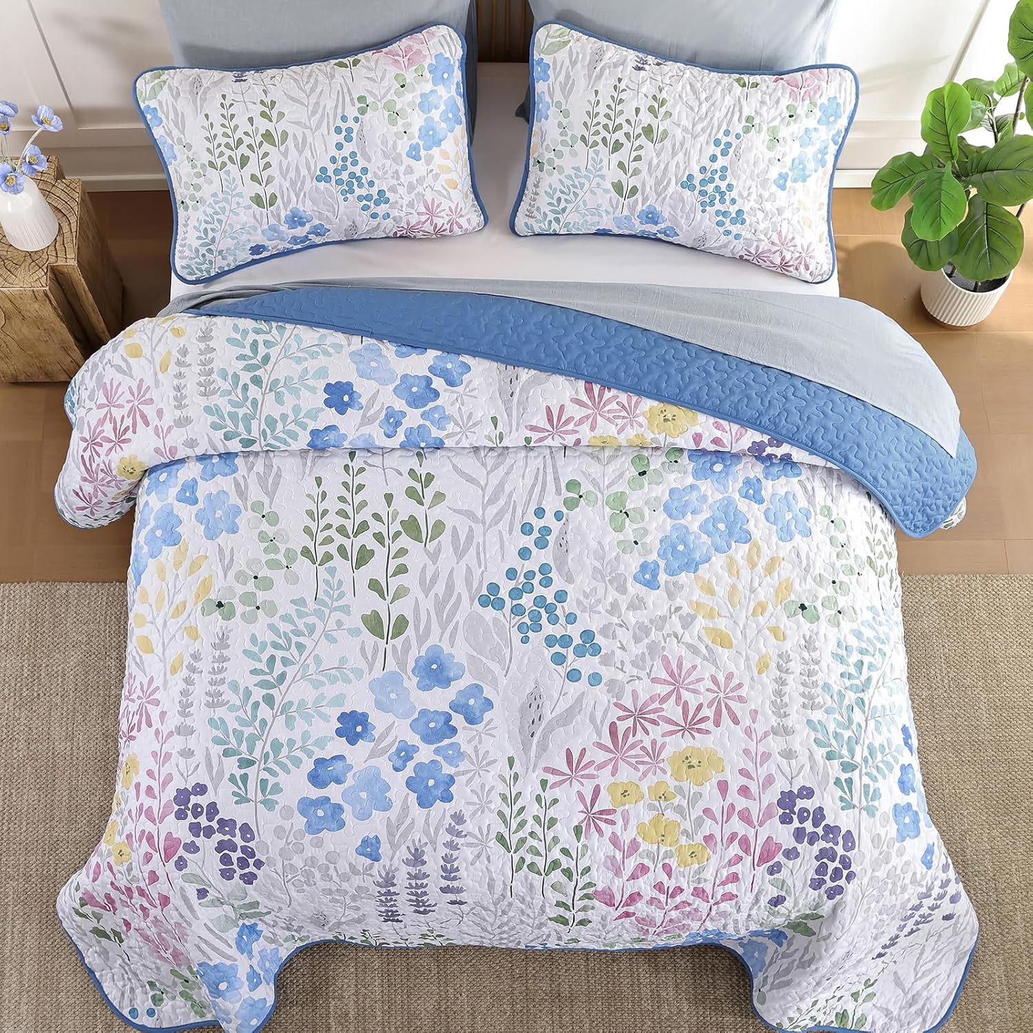 Xruibed Floral Quilt Sets Queen Size Blue Quilt Set 3 Pieces Bedspreads Bedding Set Soft and Cozy Microfiber Lightweight Quilt Flower Bed Coverlet Sets for All Season(Queen 96"x90") - Image 5