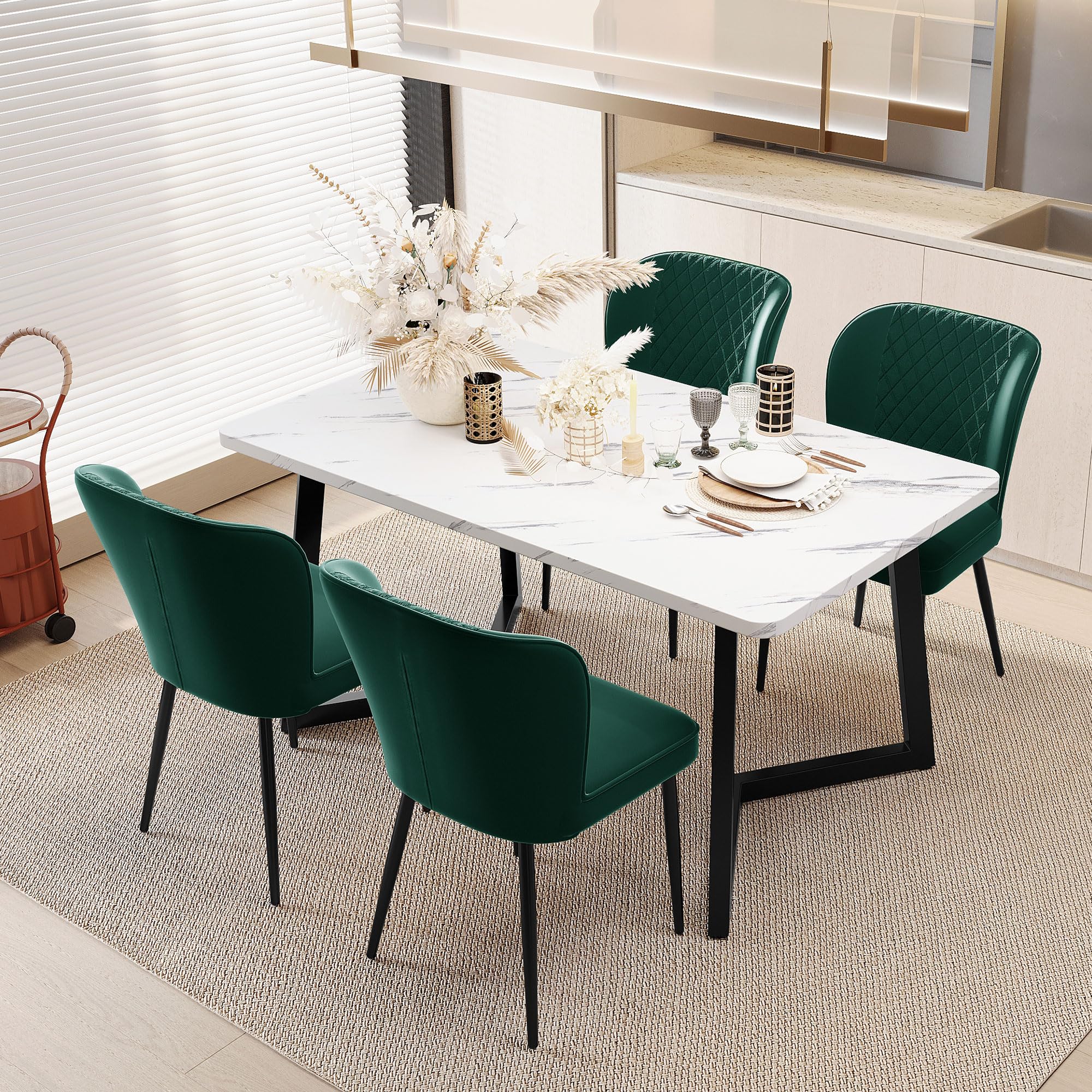 Set di 4 sedie da pranzo, moderne sedie imbottite in velluto con struttura in metallo, mobili eleganti per la casa per sala da pranzo, design elegante