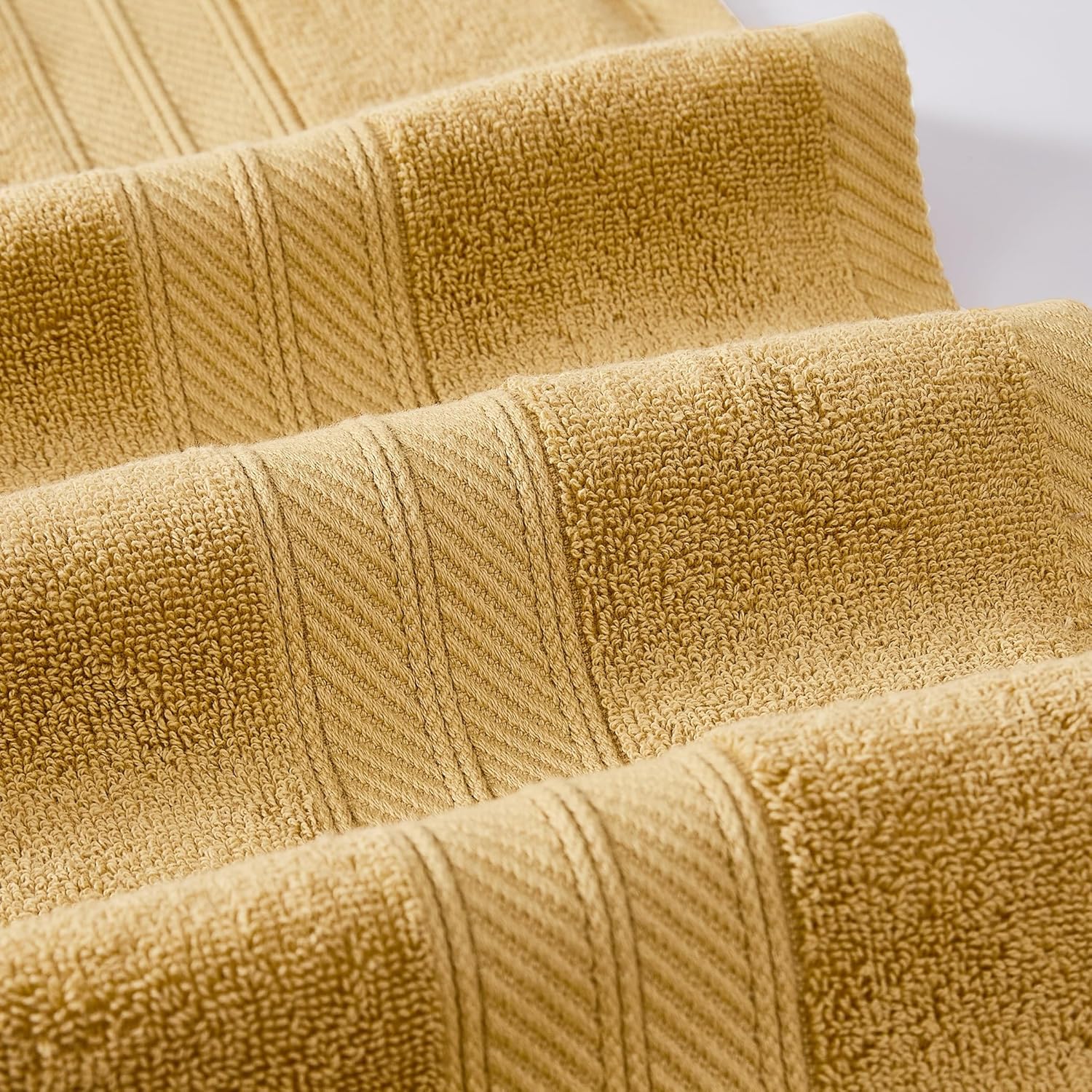 Modern Threads Trefoil Filigree 6-Piece 100% Cotton Towel Set – Reversible Yarn Dyed Jacquard – Includes 2 Bath Towels, 2 Hand Towels, 2 Washcloths – Absorbent, Quick Dry, Soft & Durable – Gold - Image 3