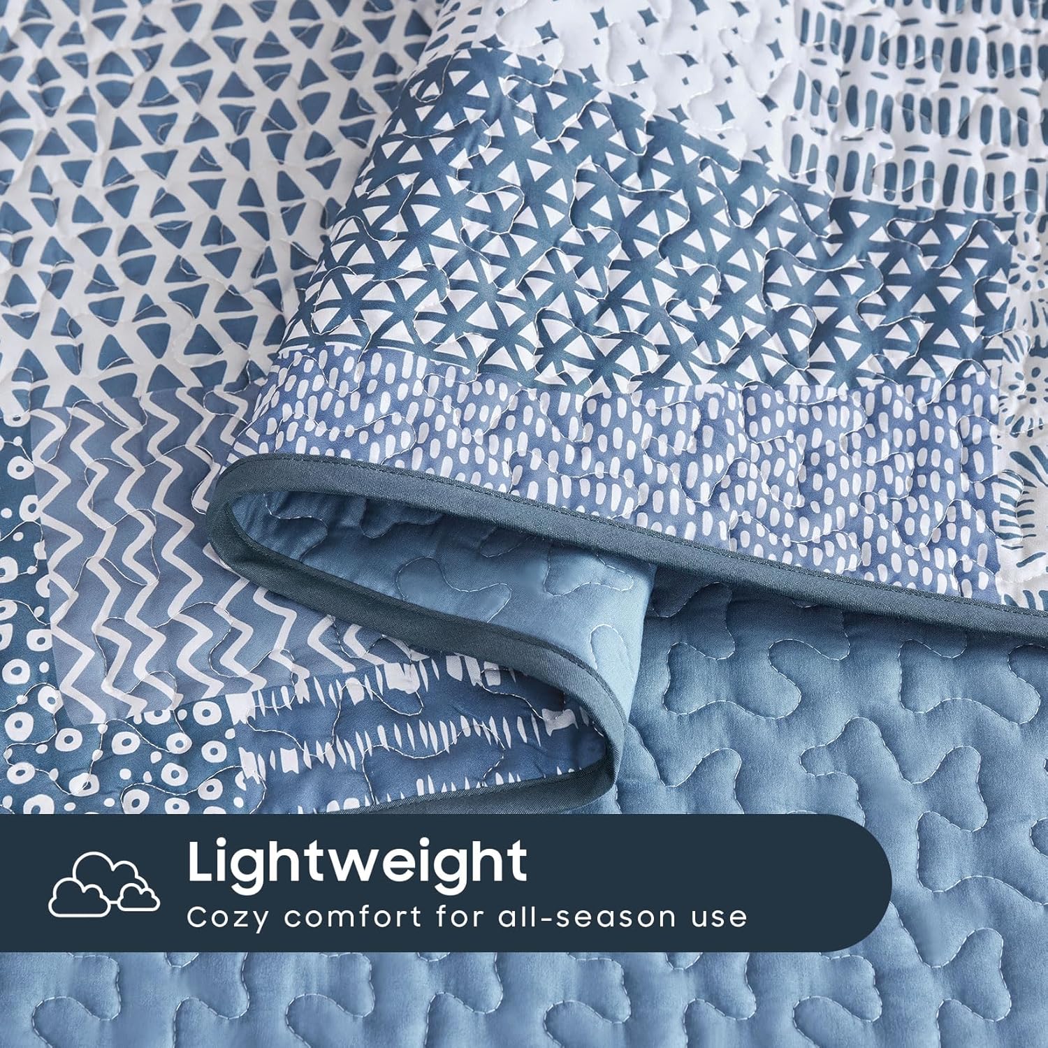 Wake In Cloud - Patchwork Quilt Set, Rustic Cabin Country Farmhouse Style with Patch Geometric Pattern, Reversible Lightweight Bedspread Coverlet, 3 Pieces, Blue, Queen/Full Size