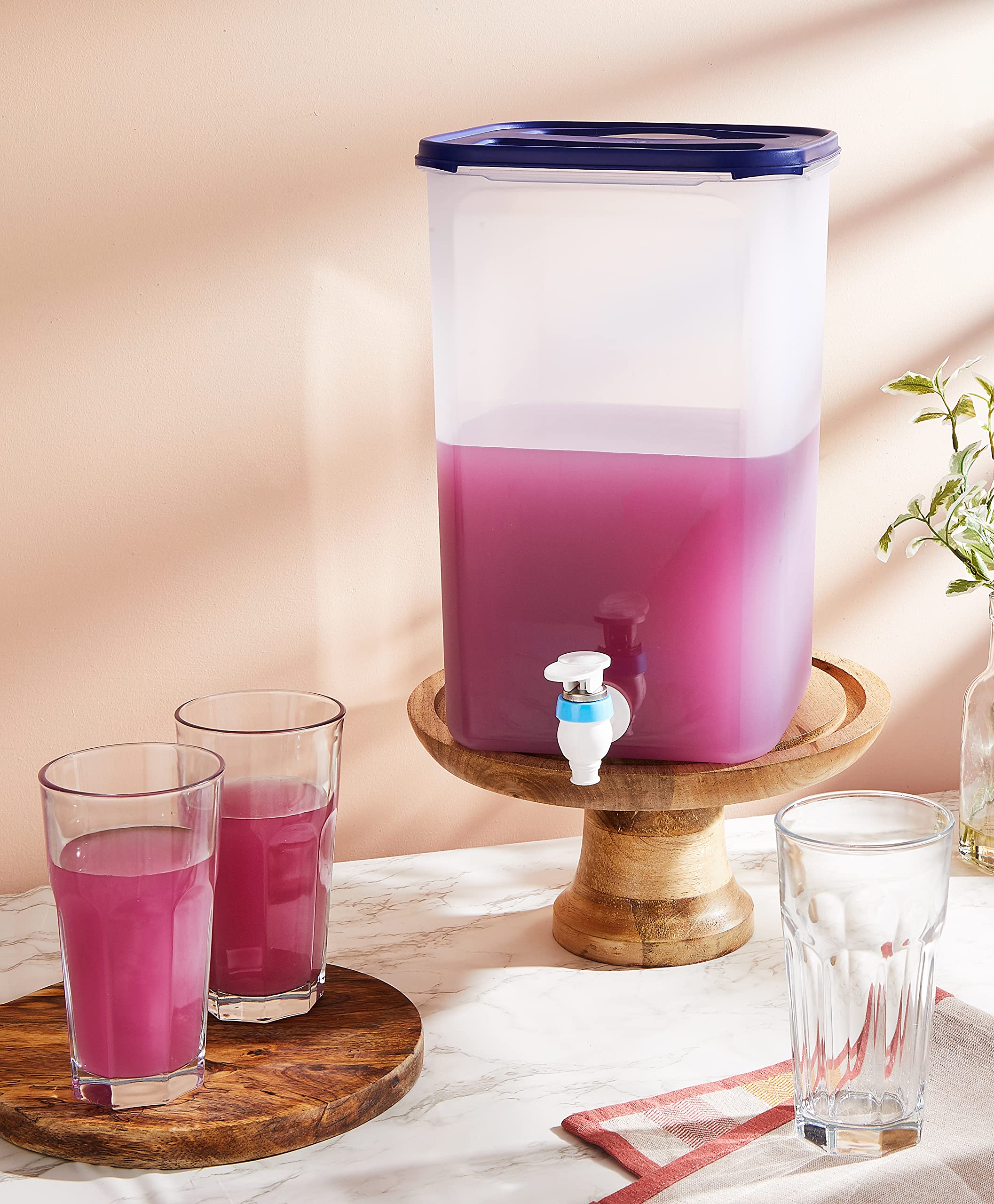 Amazon Brand - Solimo Plastic Water Dispenser | 7.5 L | Lightweight | for Dispensing Water, Juices & Cold Beverages | Blue 2