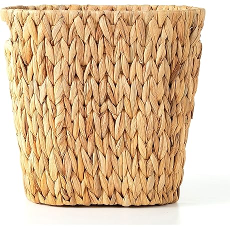 Wicker Trash Can for Bathroom: A Blend of Style and Functionality