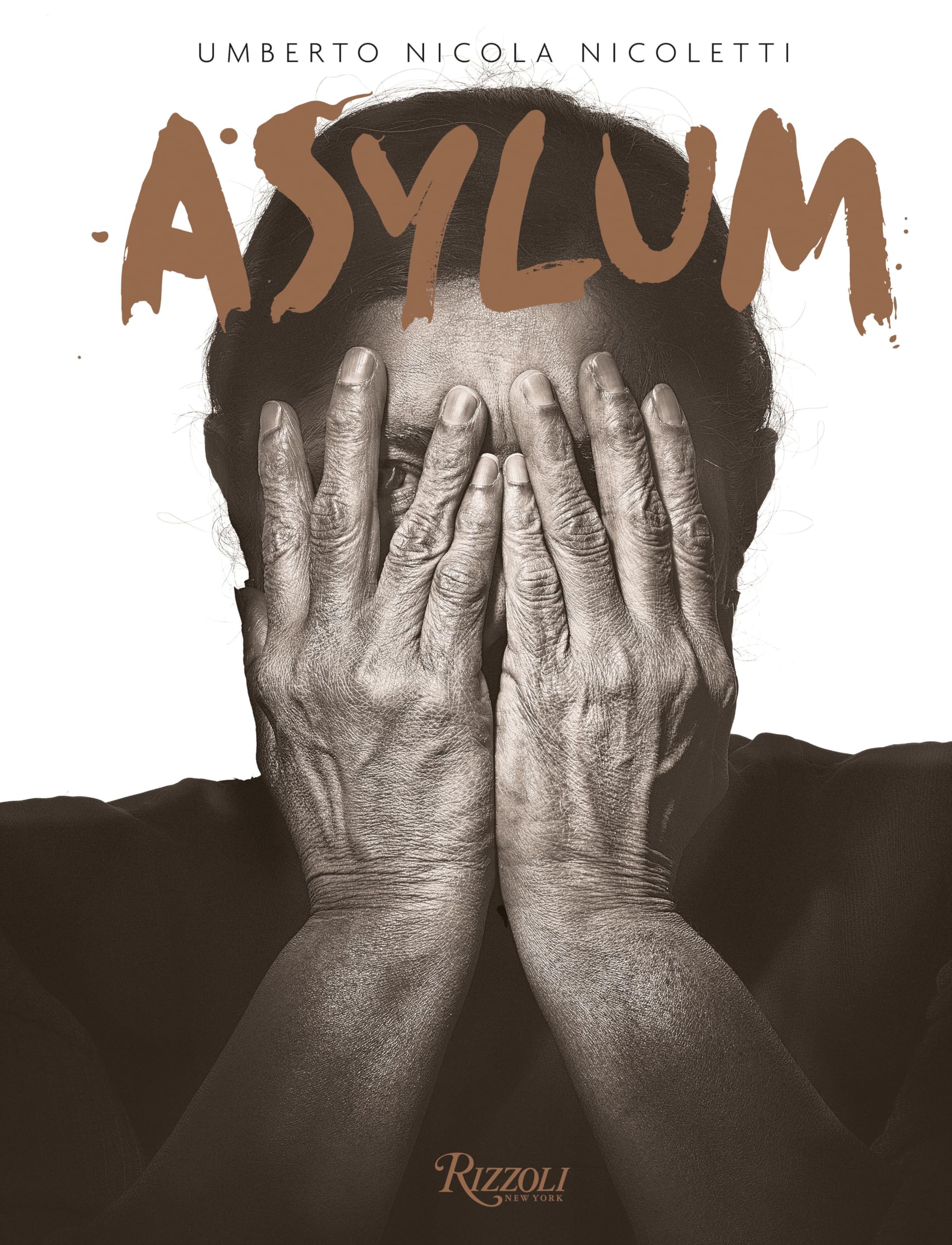 Asylum jeu de société de stratégie et d'énigmes immersif