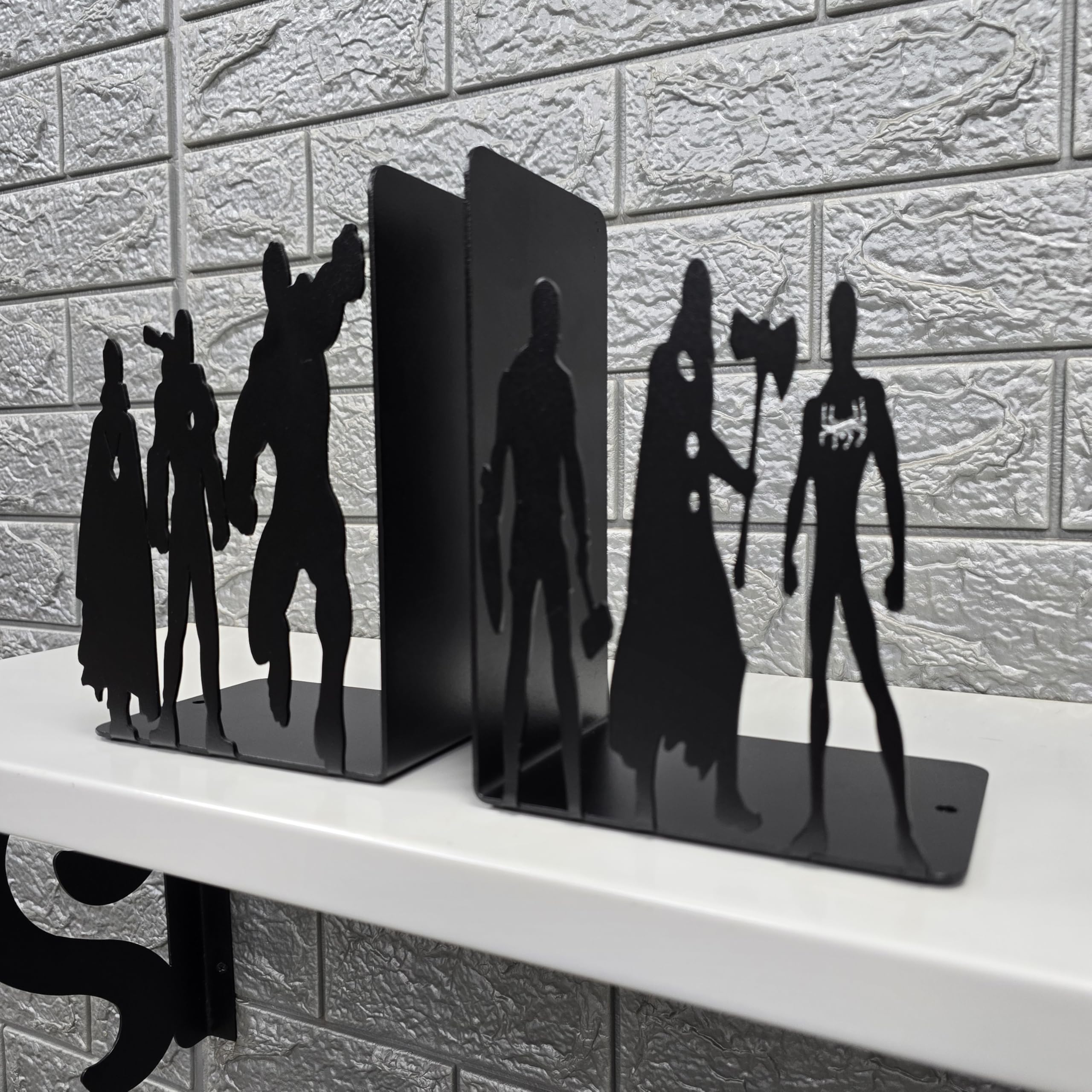 Superhelden-Buchstützen aus Metall, 20,3 cm hoch, 27,9 cm breit, 10,2 cm tief, schwarz pulverbeschichtet, 1,4 kg, dekorative Buchstützen für Regale