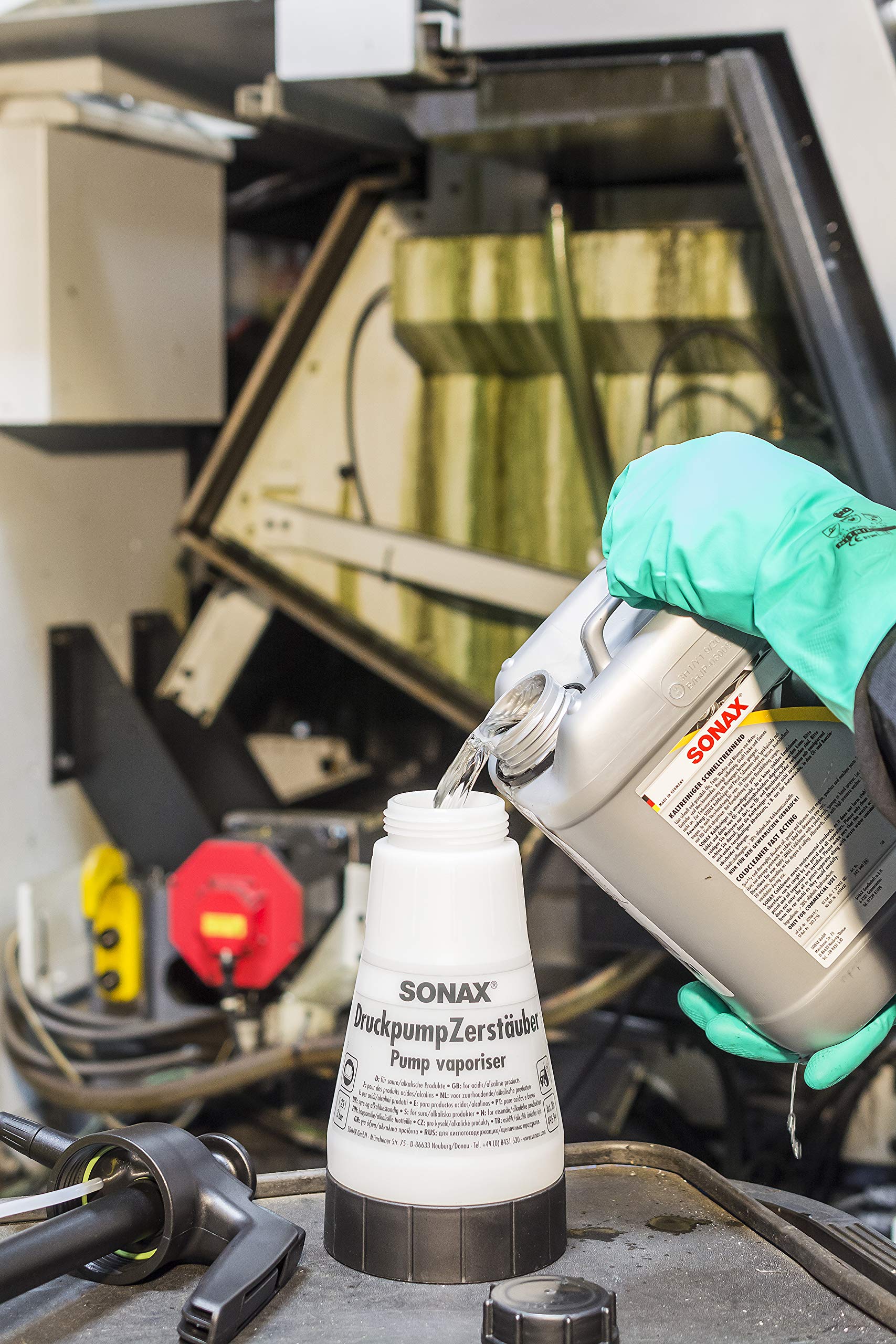 SONAX KaltReiniger S (5 Liter) auf Lösemittelbasis zur Reinigung von öl- und fettverschmutzten Teilen Aggregaten und Werkzeugen | Art-Nr. 05425000