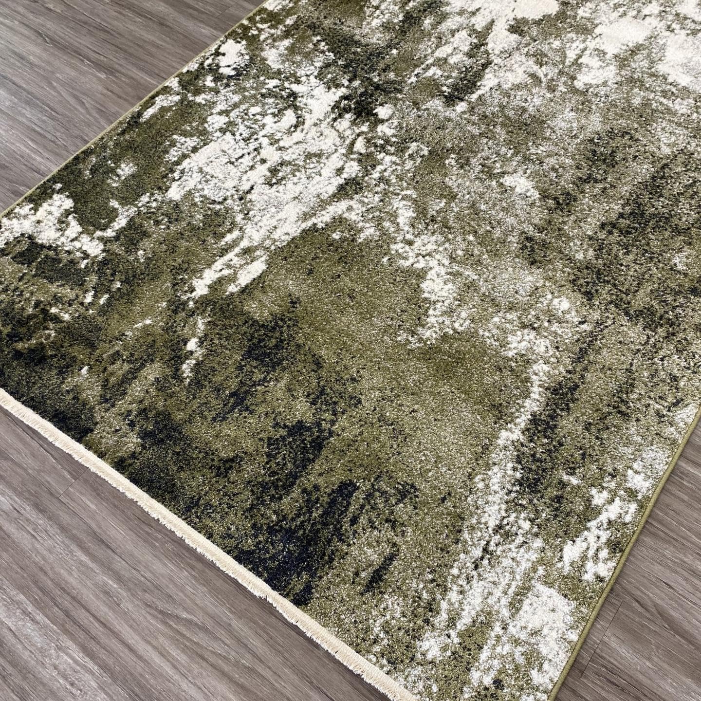 LUXE WEAVERS Bohemian Abstract Green 8x10 Area Rug Fringed Stain-Resistant Carpet