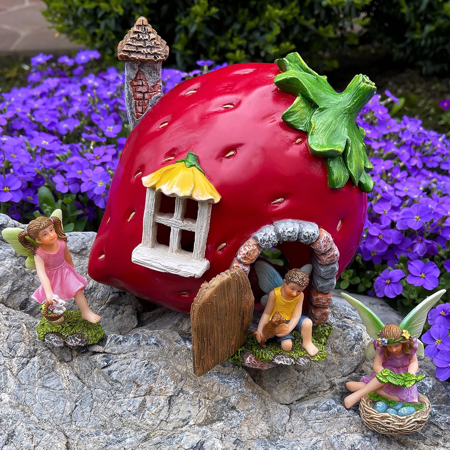 Mood Lab Fairy Garden - Fairy Strawberry House Set of 4 pcs - Miniature Figurines & Accessories - Outdoor & House Decor