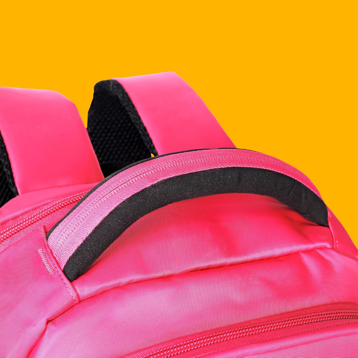 Mochila Feminina Resistente Impermeável Notebook Elegante Versátil Casual Dia a Dia Trabalho Faculdade em promoção! Veja a oferta e mais achadinhos de Bolsas 5 Hoje é o melhor dia para comprar Mochila Feminina Resistente Impermeável Notebook Elegante Versátil Casual Dia a Dia Trabalho Faculdade com aquele preço maroto! Promoção! Aproveite a oferta! 5