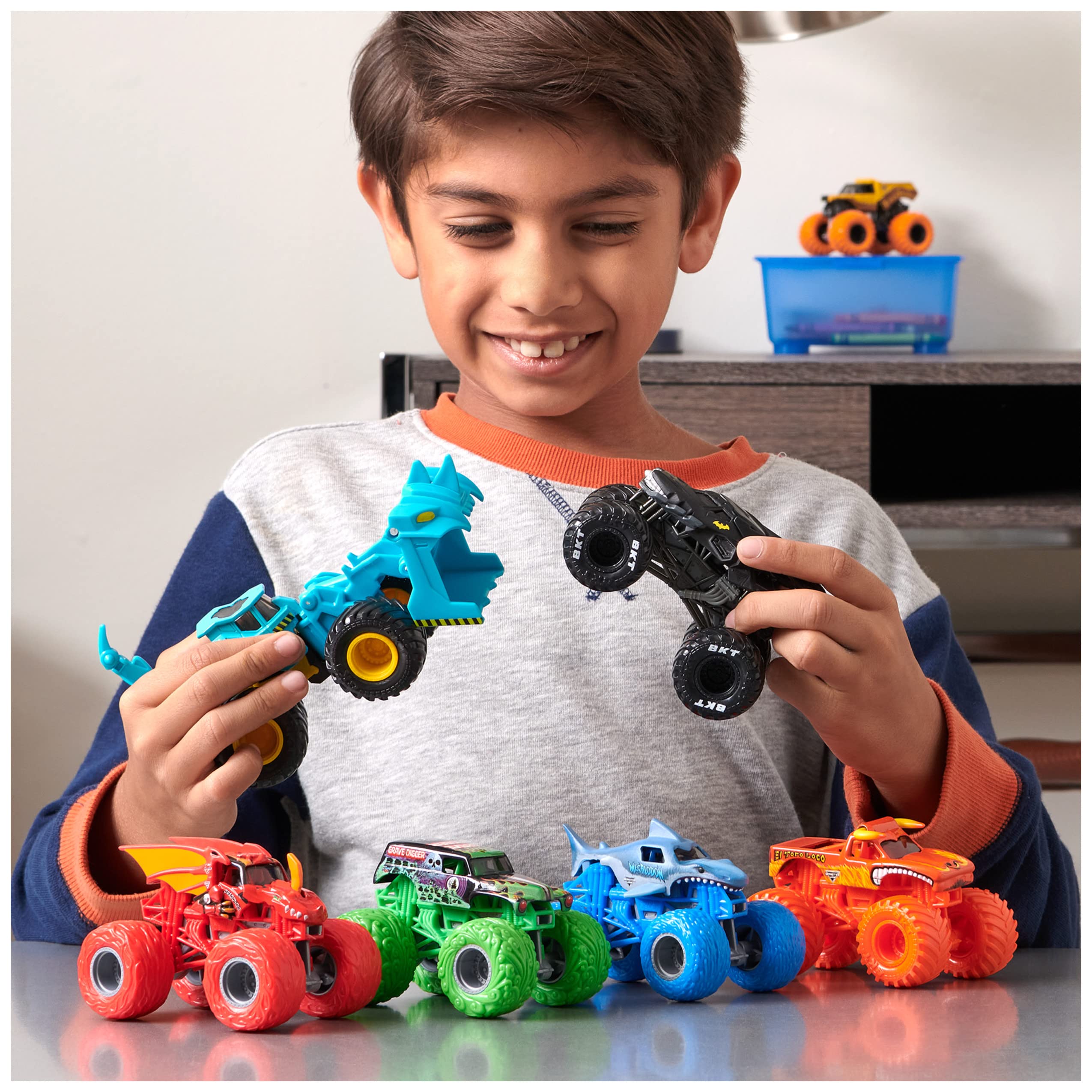 Monster Jam Son-Grape Digger Monster Truck veicolo pressofuso, scala 1:64