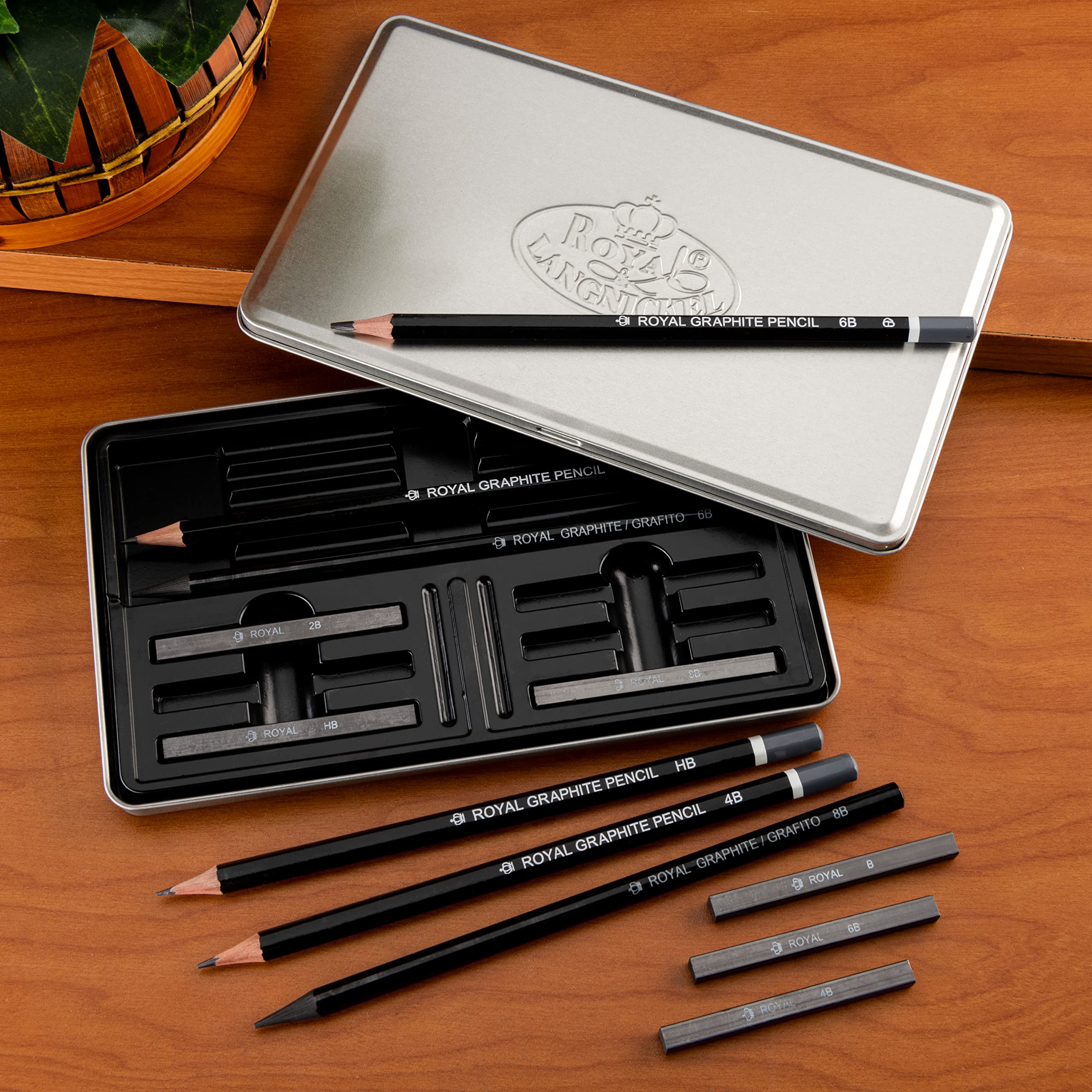 Royal & Langnickel(R) Advanced Sketching Art Set W/Tin