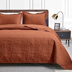Love's cabin King Couvertures de lit grises de taille - Lit souple Summer Quilt Lightweight Microfibre Bedspread- Style moderne Coin motif couverture pour toute la saison - 3 Pièce (1 Couette, 2 Shams d'oreiller)
