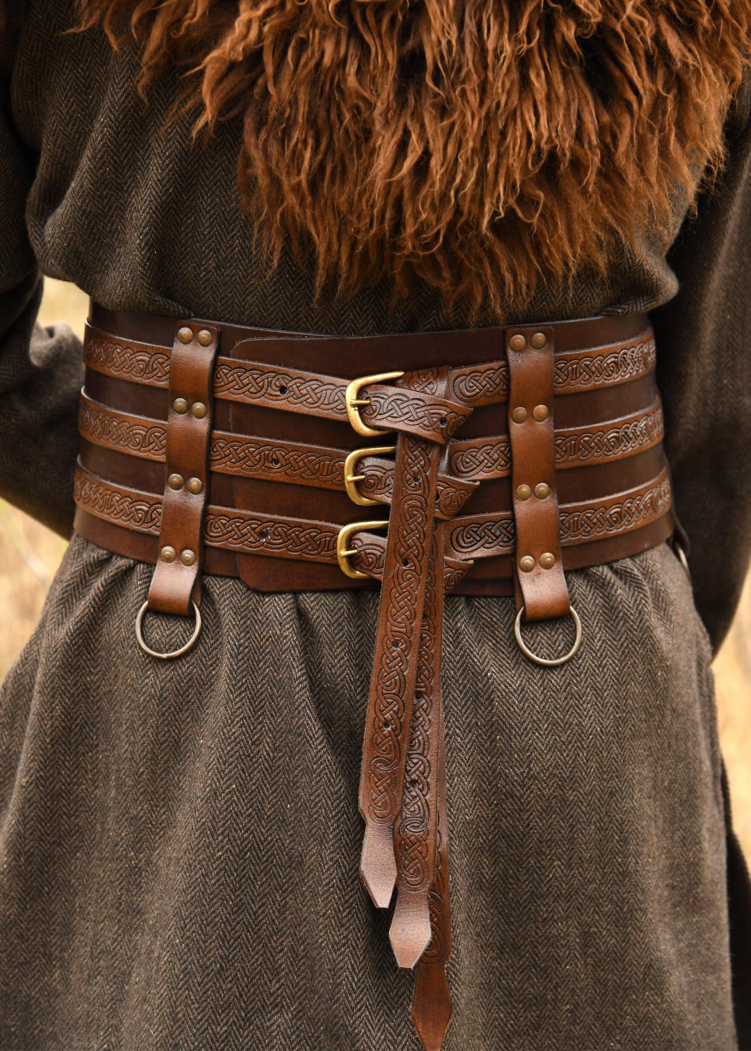 Battle-Merchant - Wikinger Gürtel aus echtem Leder mit Prägung - Unisex - Ideal für Mittelalter LARP und Fantasy Cosplay
