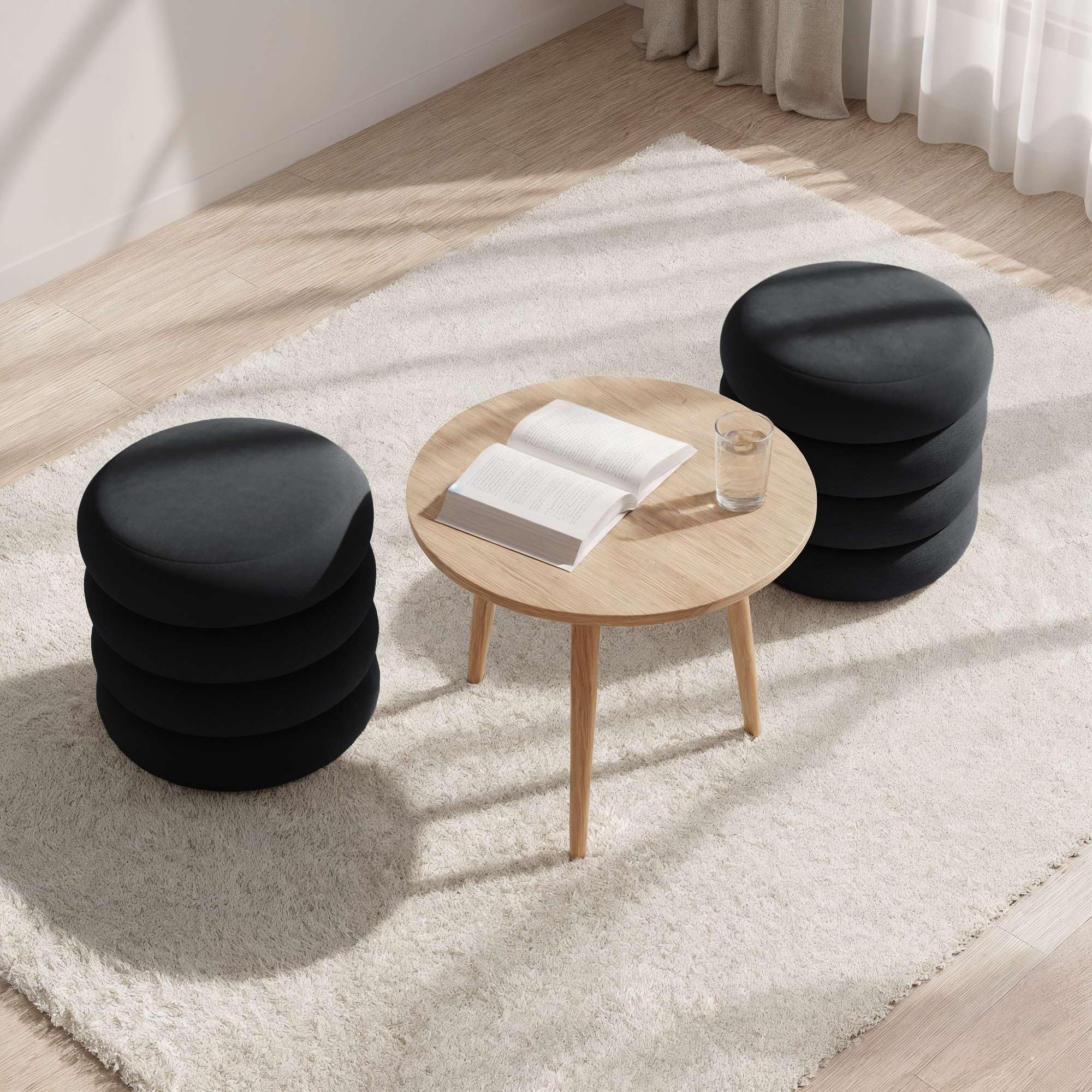 AKORD Sitzhocker aus Samt mit Stauraum SNUGGO 42 cm, Fußstütze Rund, Polsterhocker für Schminktisch, Schlafzimmer, Wohnzimmer Möbel, Make-up-Hocker, Gepolstert, Schwarz
