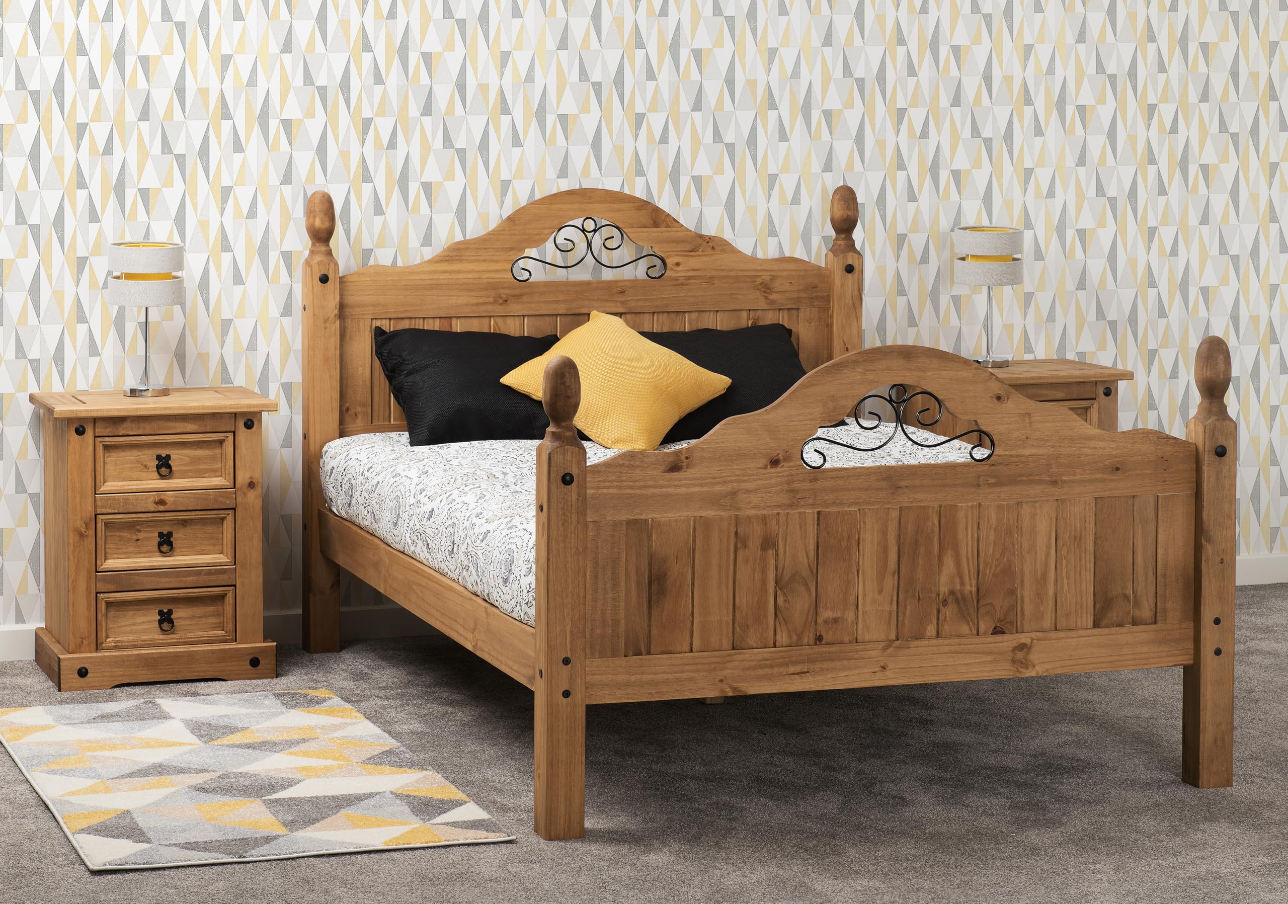 Seconique Corona Scroll 4'6" Double High End Bed in Distressed Waxed Pine