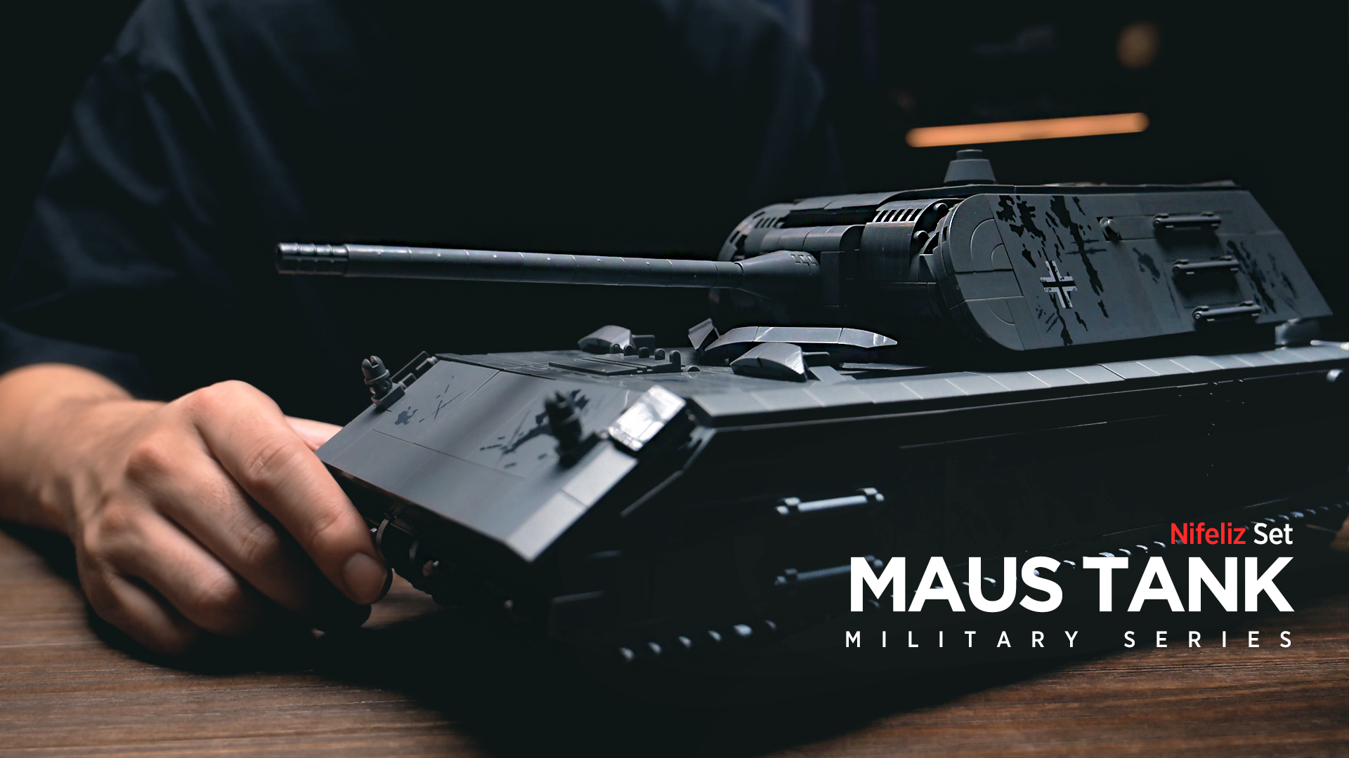 BrickCraftWorks Military Tank Building Set, WW2 Is-6 Heavy Tank Model Assembly Building Blocks Set, MOC Tank Model For Teen Adults (886PCS), 10ZWX4117D