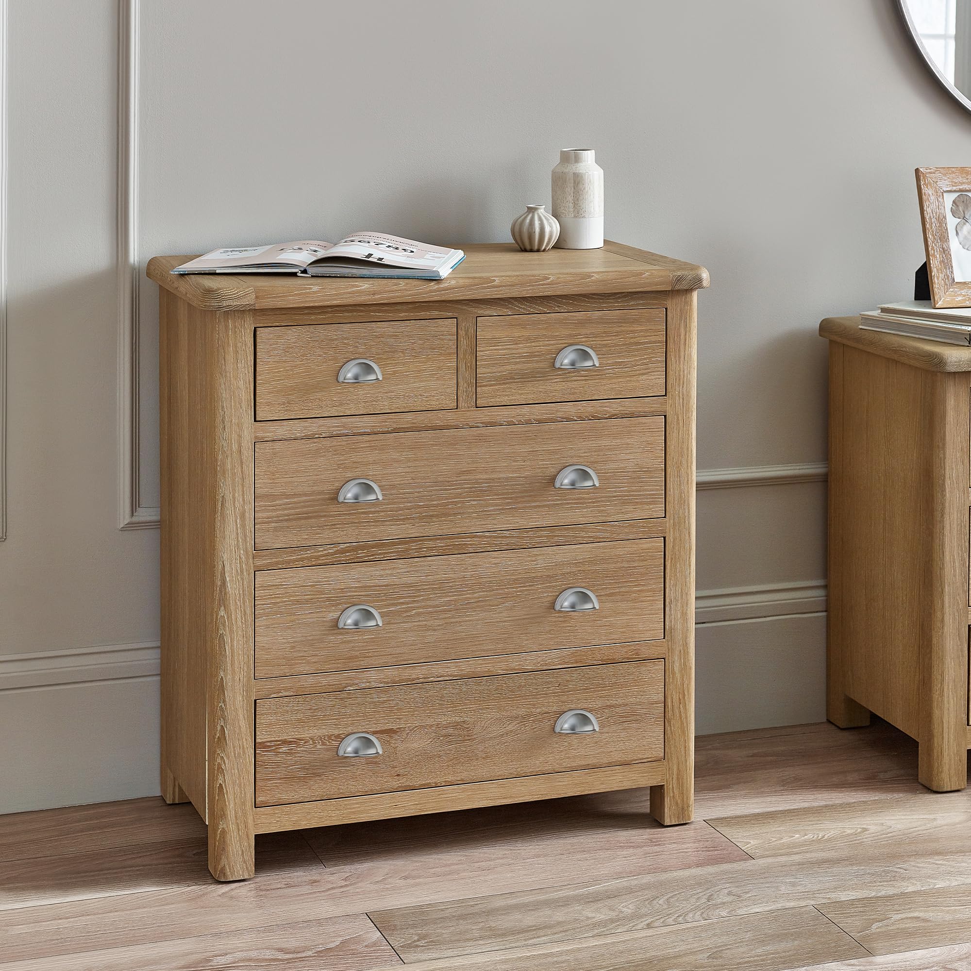 Julian Bowen Memphis Limed Oak 3 + 2 Drawer Chest