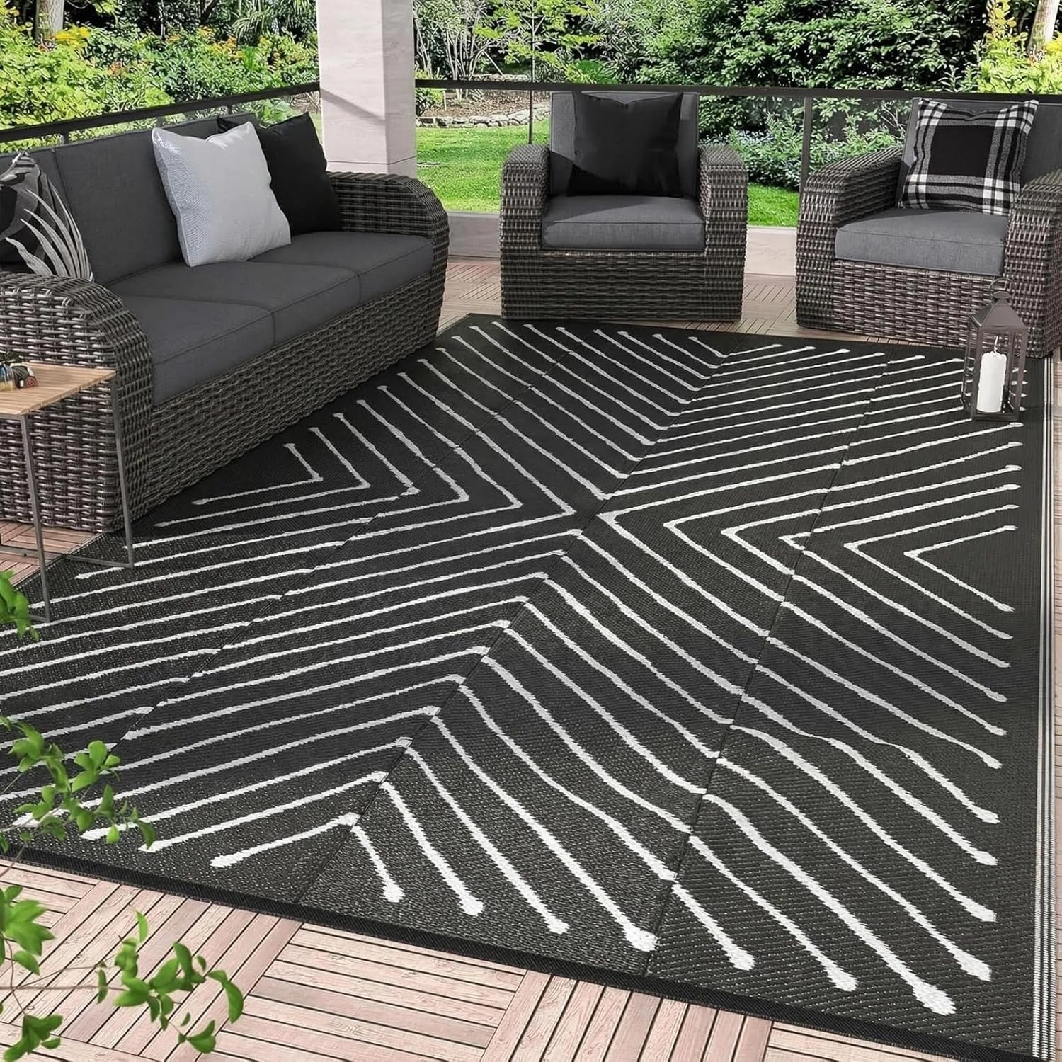 Garvee 5x8 Outdoor Waterproof Rug - Reversible Modern Striped Plastic Straw Patio Mat, Portable RV Camping Rug for Picnic, Beach, Balcony, Deck - UV Protected & Easy to Clean, Black&White.