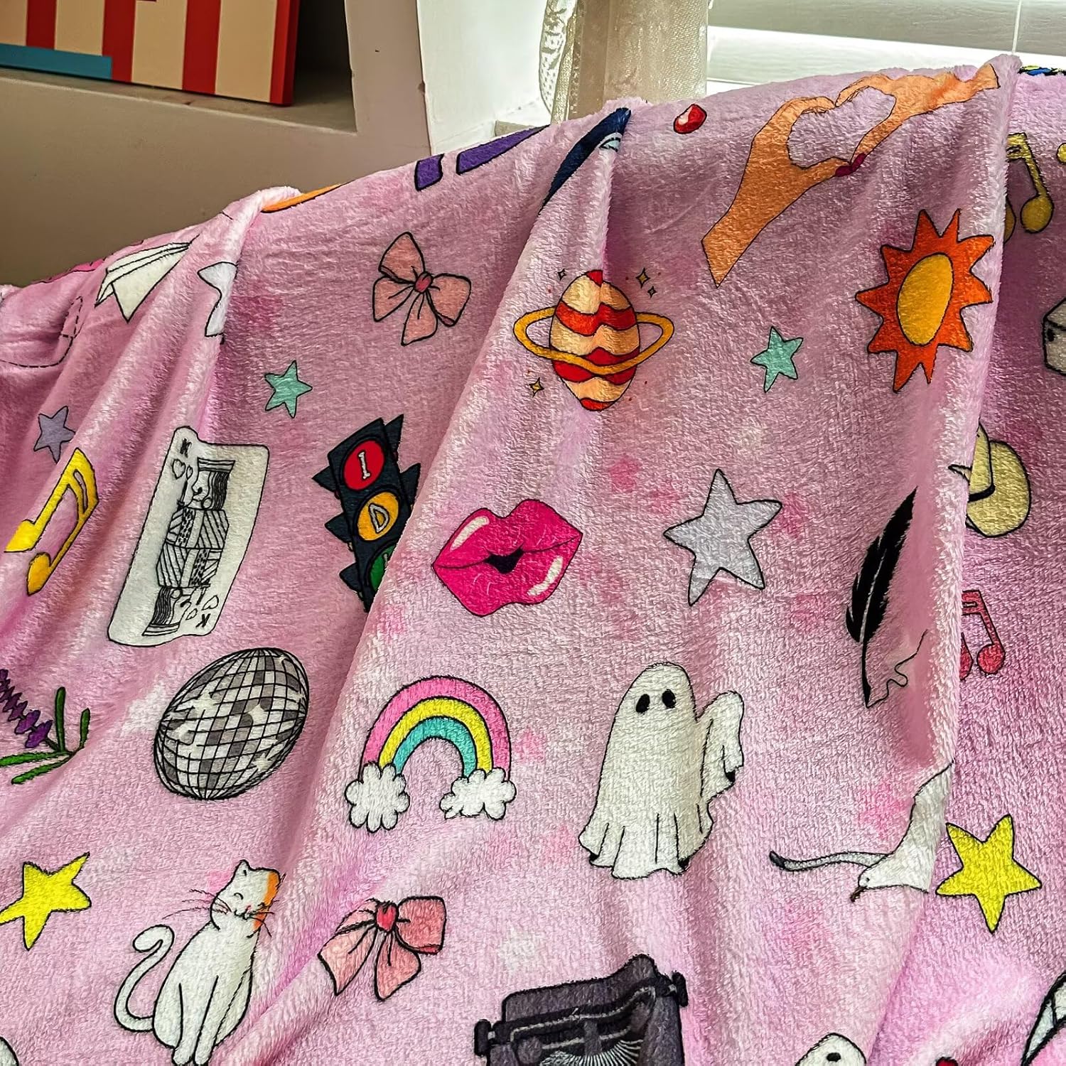 Music Themed Blanket,Music Album Fleece Throw Blanket for Girls Teens,Inspired Blankets and Throws for Sofa Couch Bed,Gifts for Girls Women Music Singer Lovers Fans 60"x 50" - Image 6