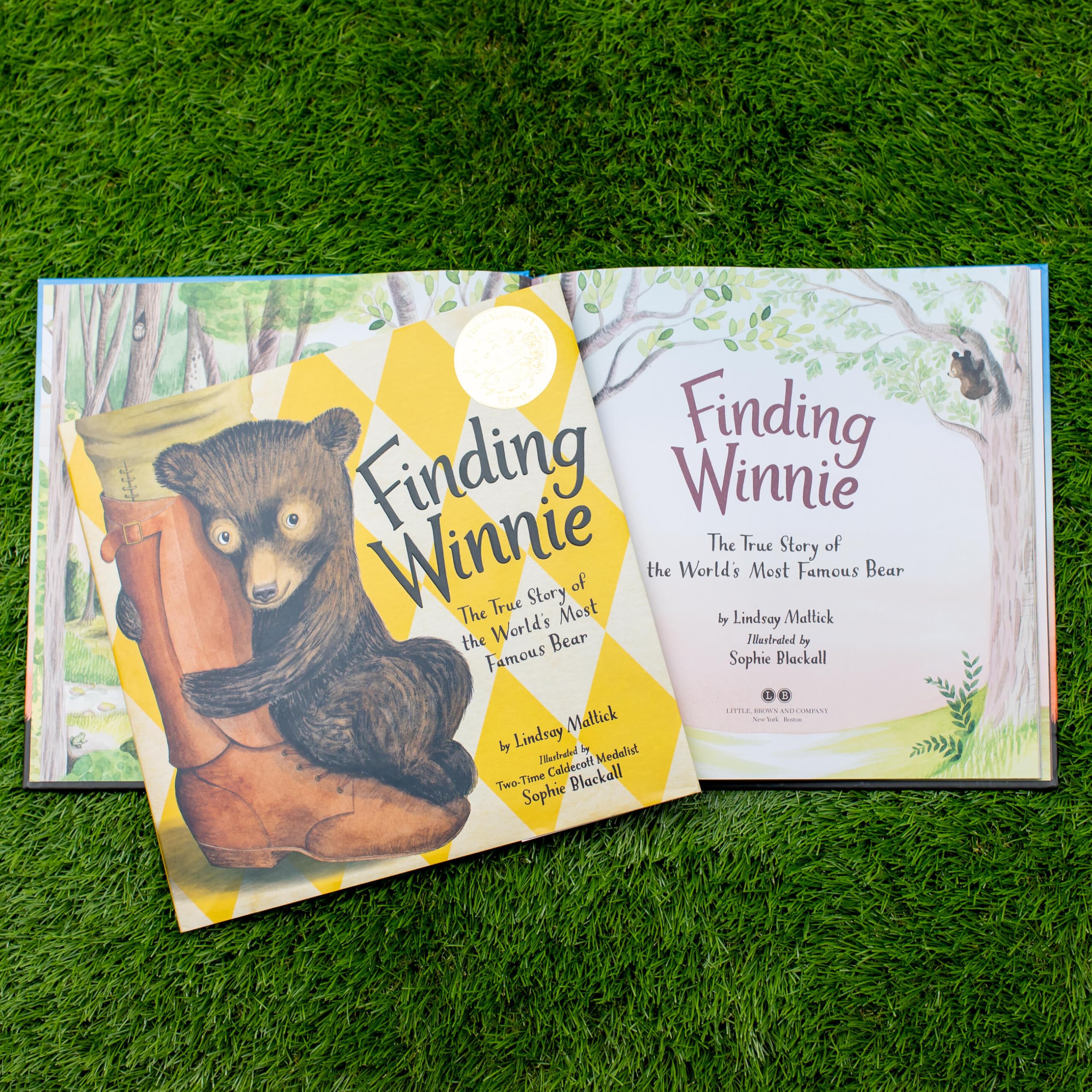 Finding Winnie: The True Story of the World's Most Famous Bear