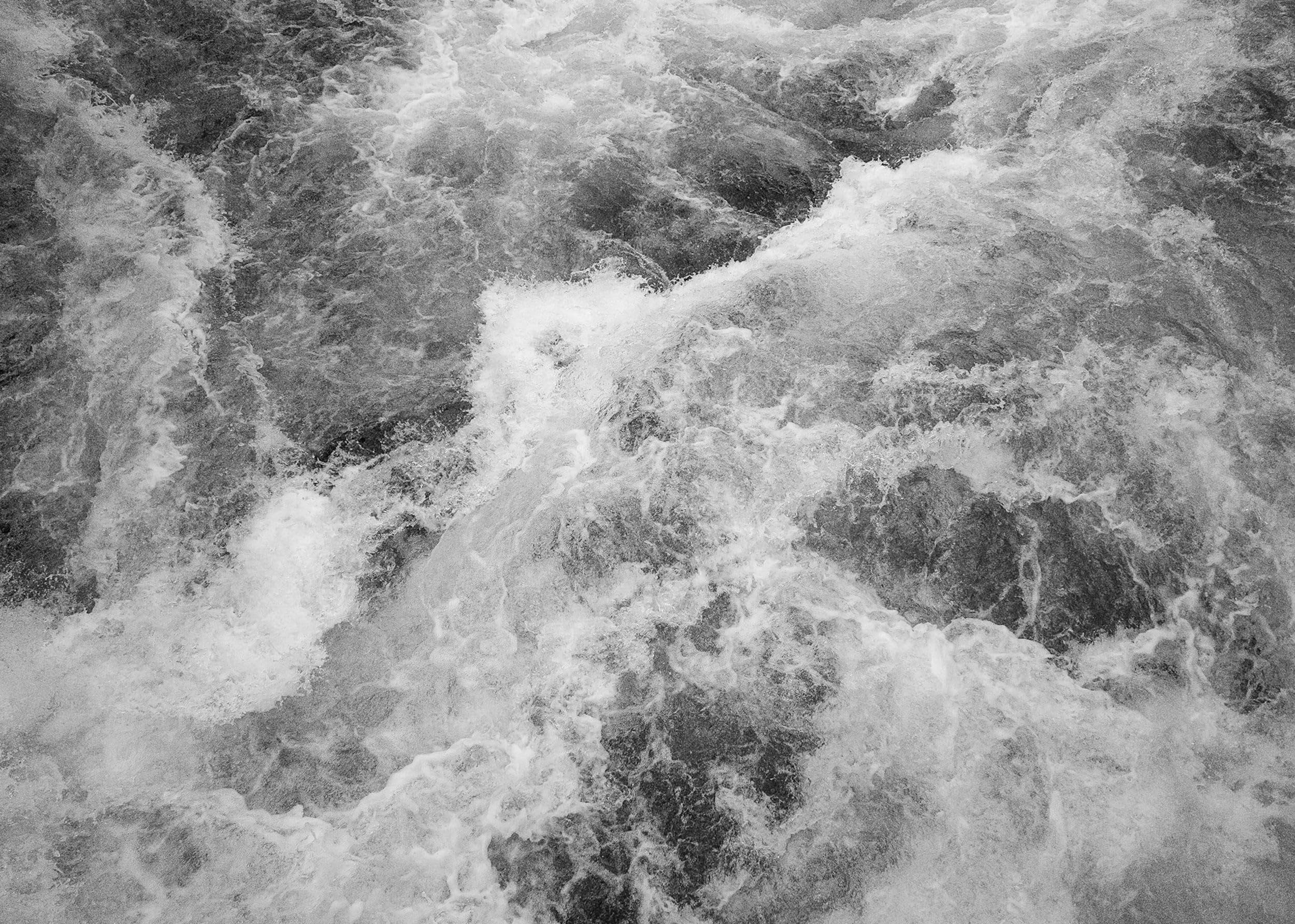 Komar Non-Woven Photo Wallpaper with Wildest Water Design Size 350 x 250 cm Width 50 cm