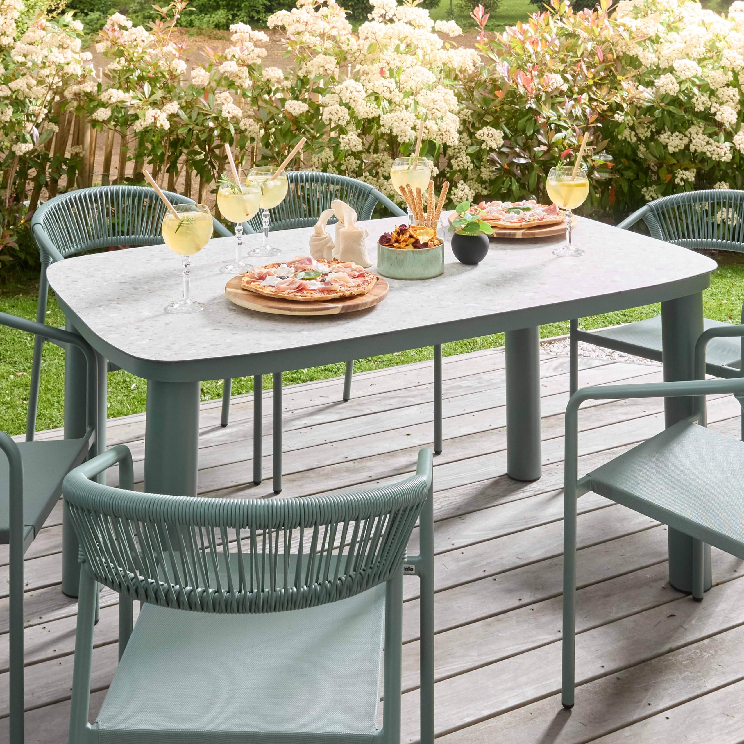 Oviala Table de Jardin Aluminium 150x90 cm et 6 chaises textilène Vert