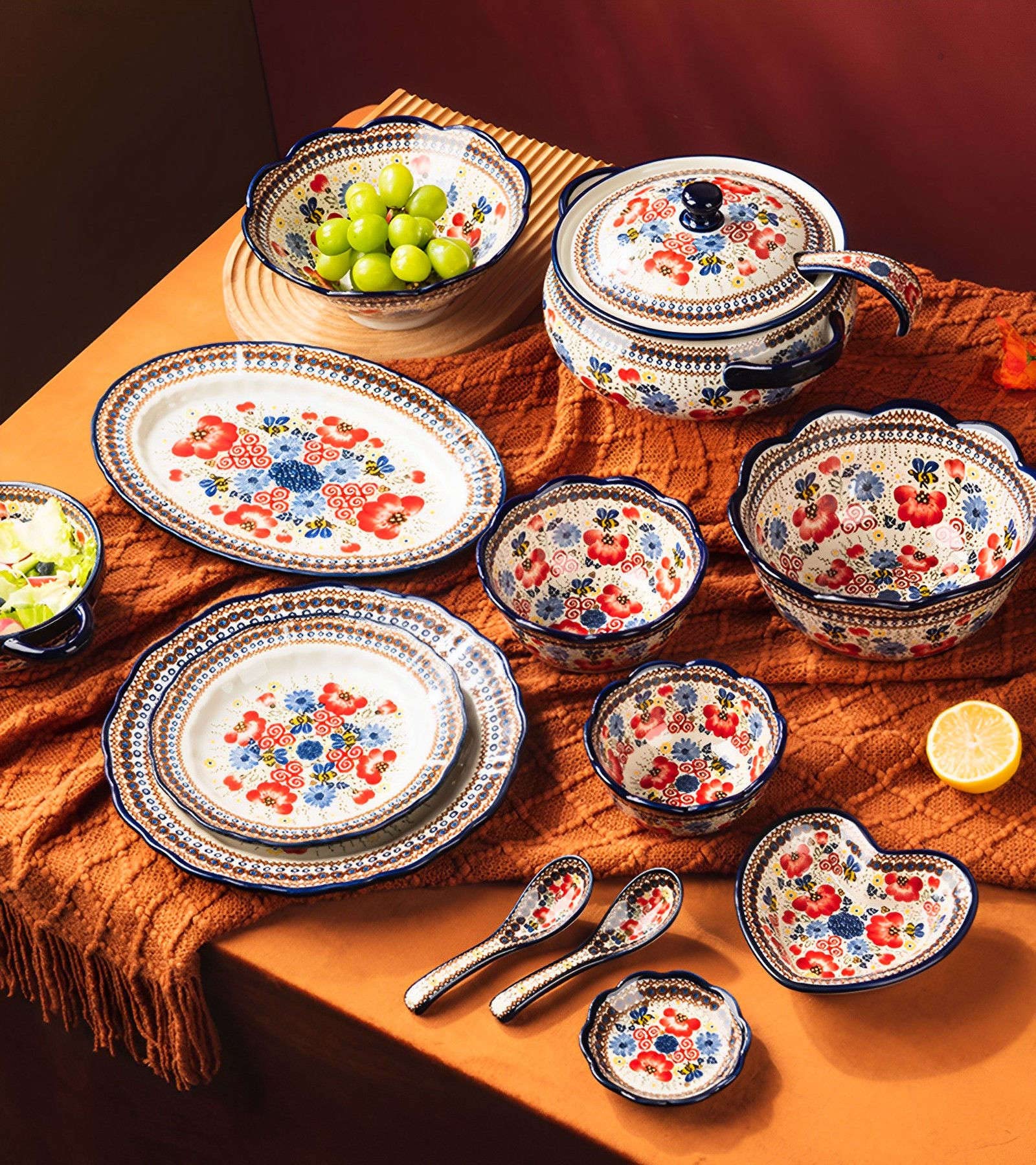 Ceramiczne naczynie do pieczenia do piekarnika, małe naczynie do zapiekania z uchwytami, piec ceramiczny do pieczenia - pszczoła i kwiat okrągły 950 ml