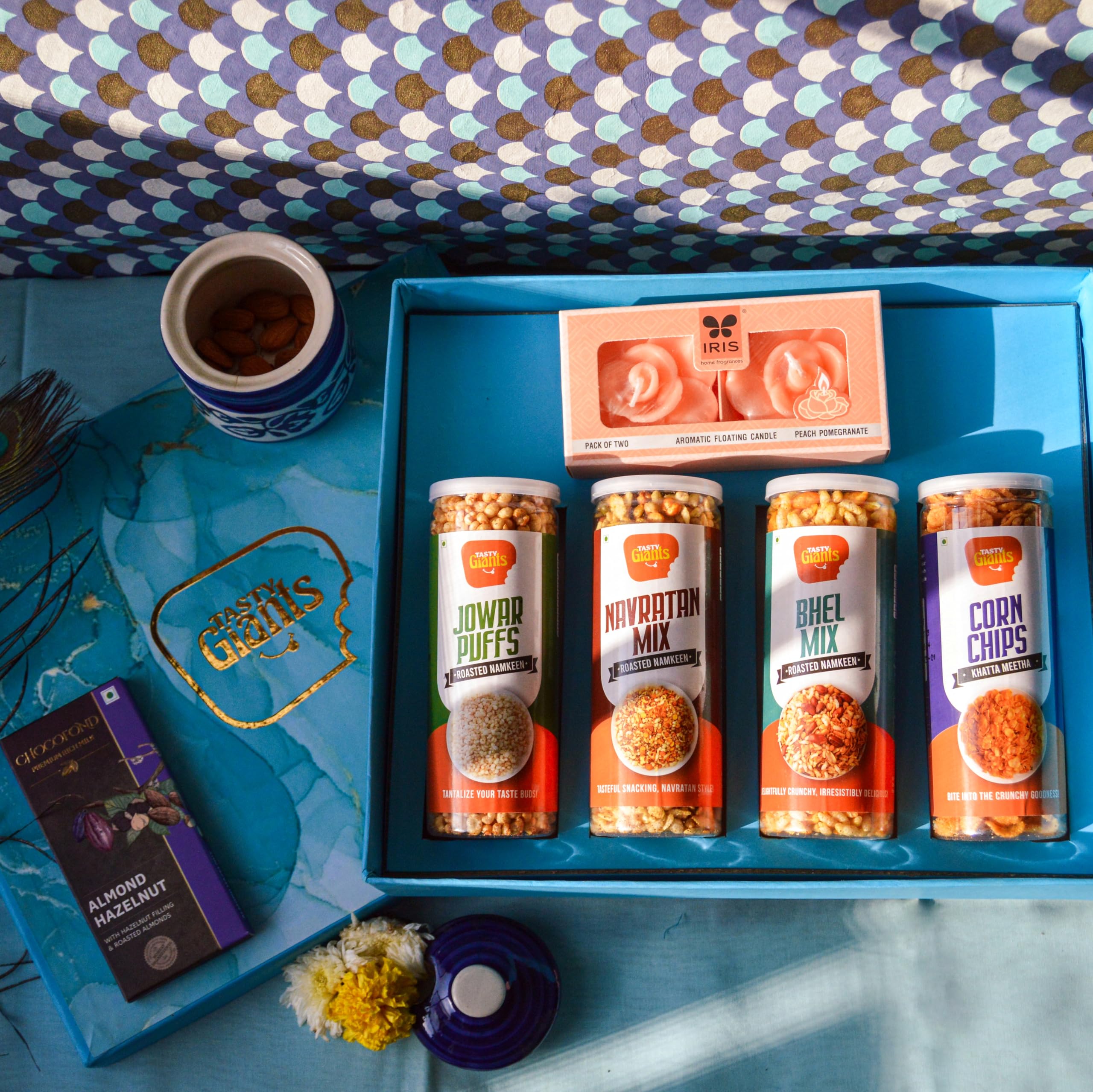 Tasty Giants Elite Gift Box | Roasted Snacks Gift Box | Diwali Gift Hamper | Corporate Gifting | Chocolate & Aromatic Candles | Snacks Gift Hampers | Christmas Gifts (B0CK6XN97H) Amazon Price History, Amazon Price Tracker