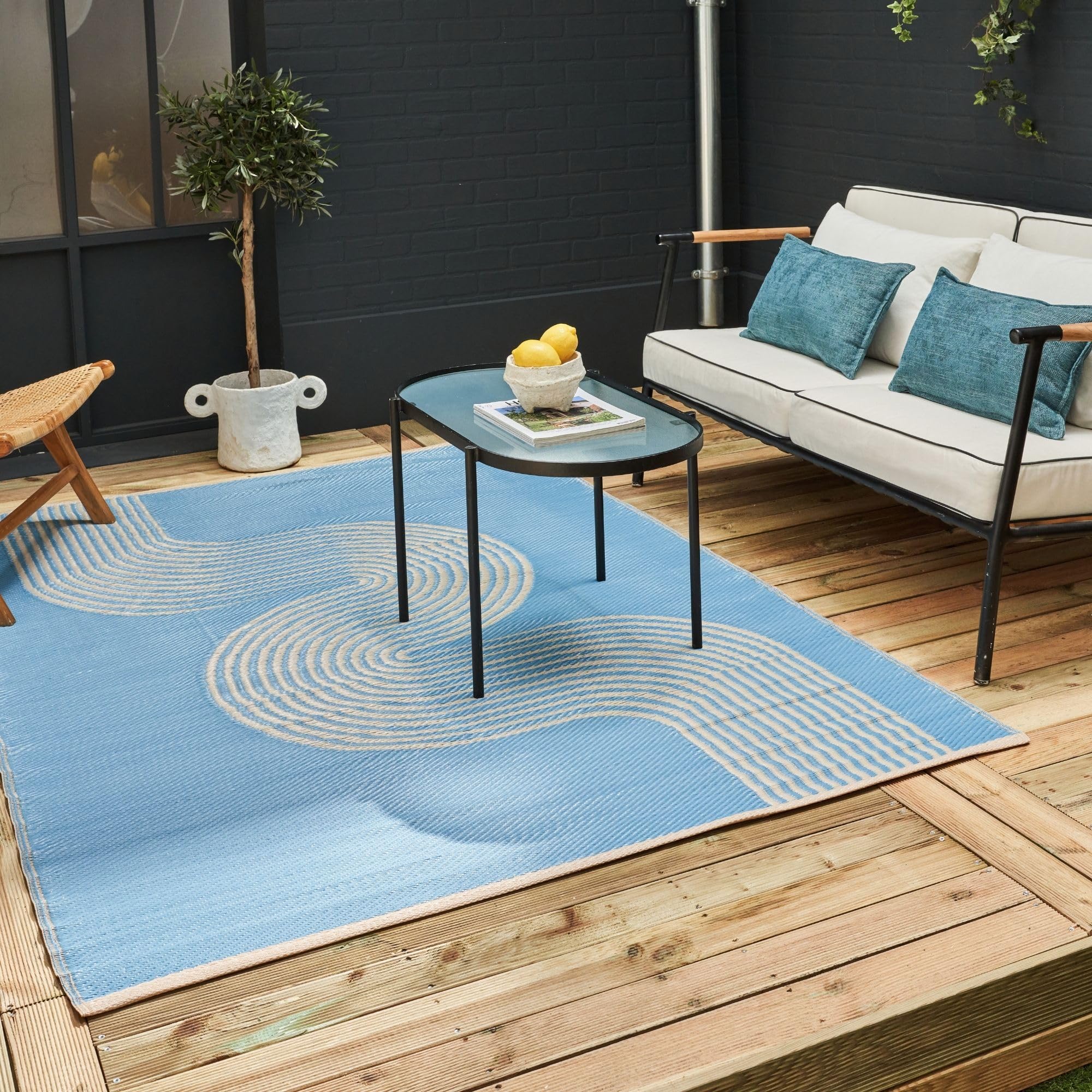 THE RUGS Urban Collection Outdoor Rug - Easy to Clean, Reversible, Waterproof Plastic Outdoor Rugs for Garden, Patio, Balcony, Camping - Contemporary Plastic Straw Rug - Waves Blue/Beige, 240x340cm