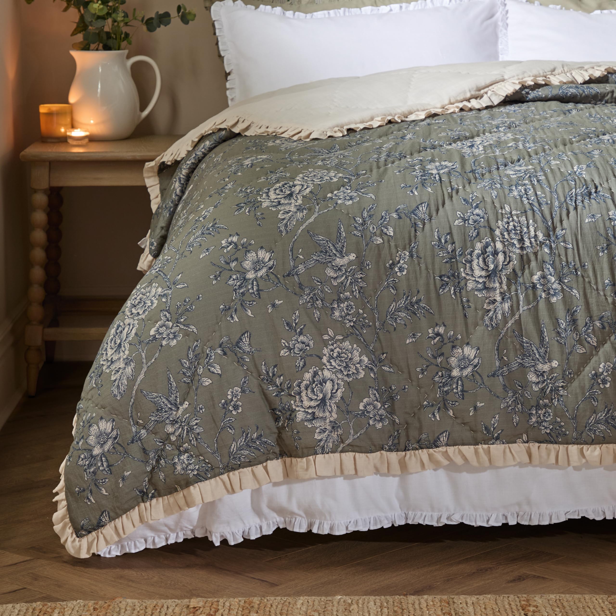 Wylder Unisex Green Hermione Ruffled 100% Cotton Floral Bedspread In Double