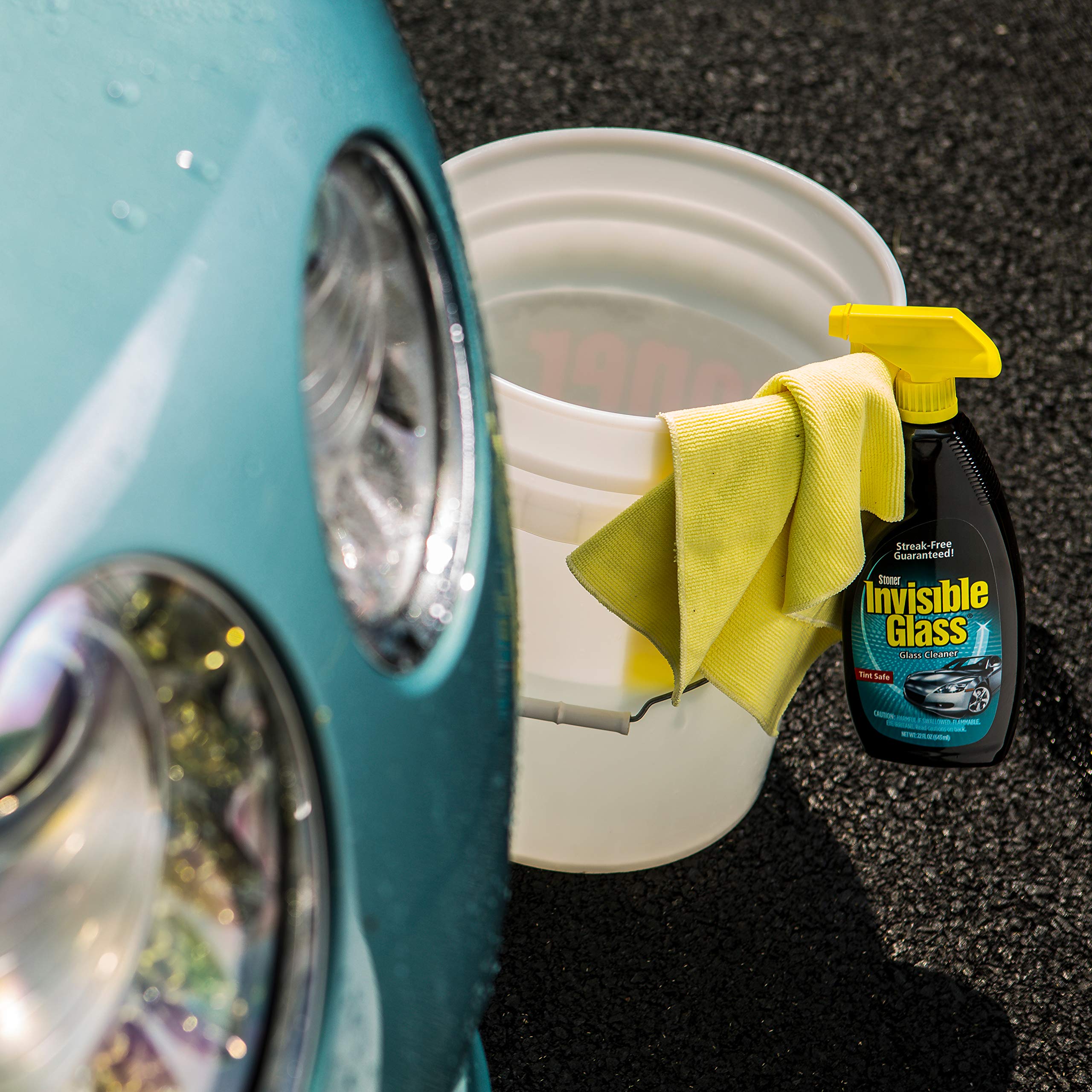 Invisible Glass 92164 22Ounce Premium Glass Cleaner and Window Spray