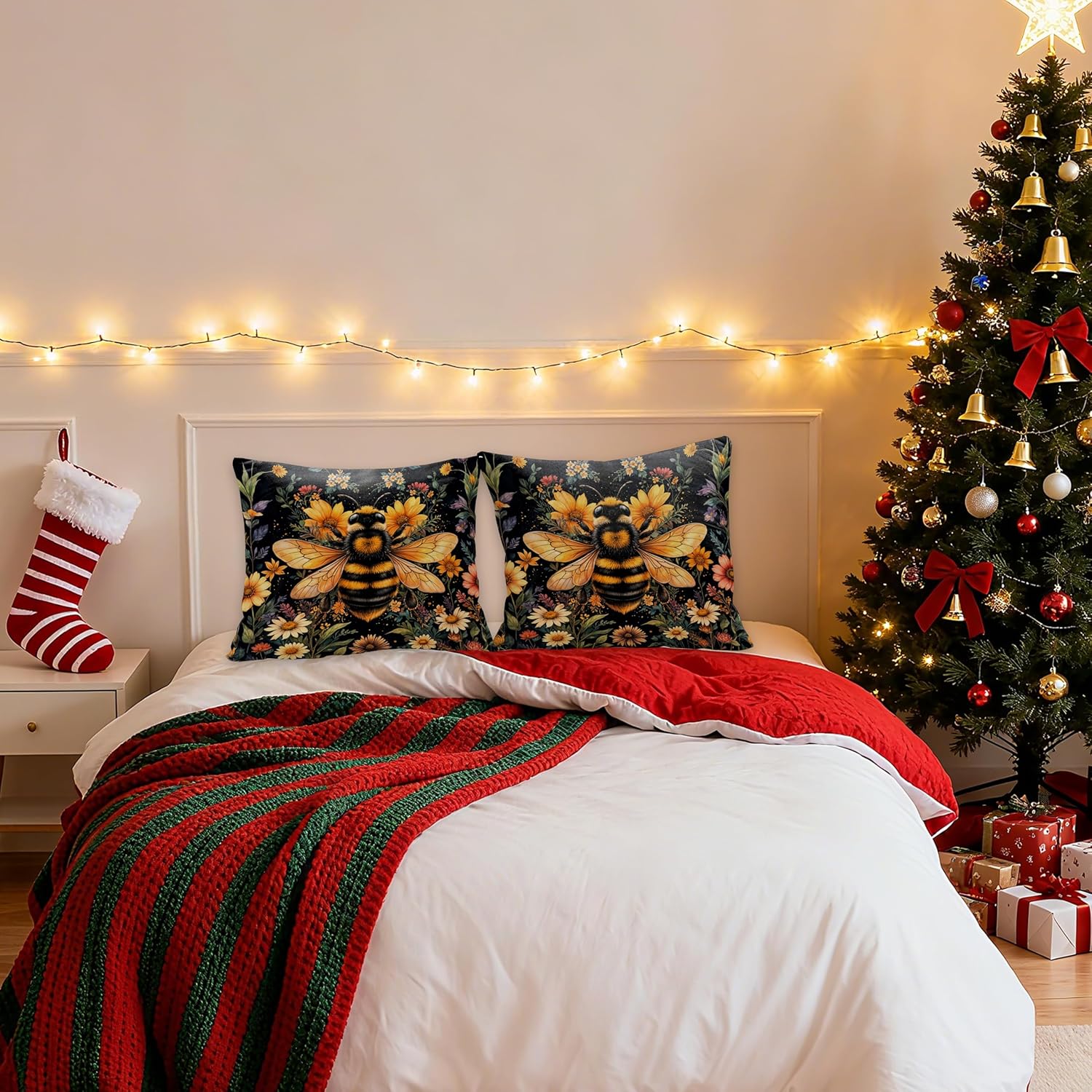 Vintage Dark Dragonfly Bee Pillow Covers 18x18 Double-Sided Set of 4,Moody Dark Cottagecore Wildflowers Floral Throw Pillow Covers for Couch Bed,Dragonfly Bee Gifts for Women,Cottagecore Decor