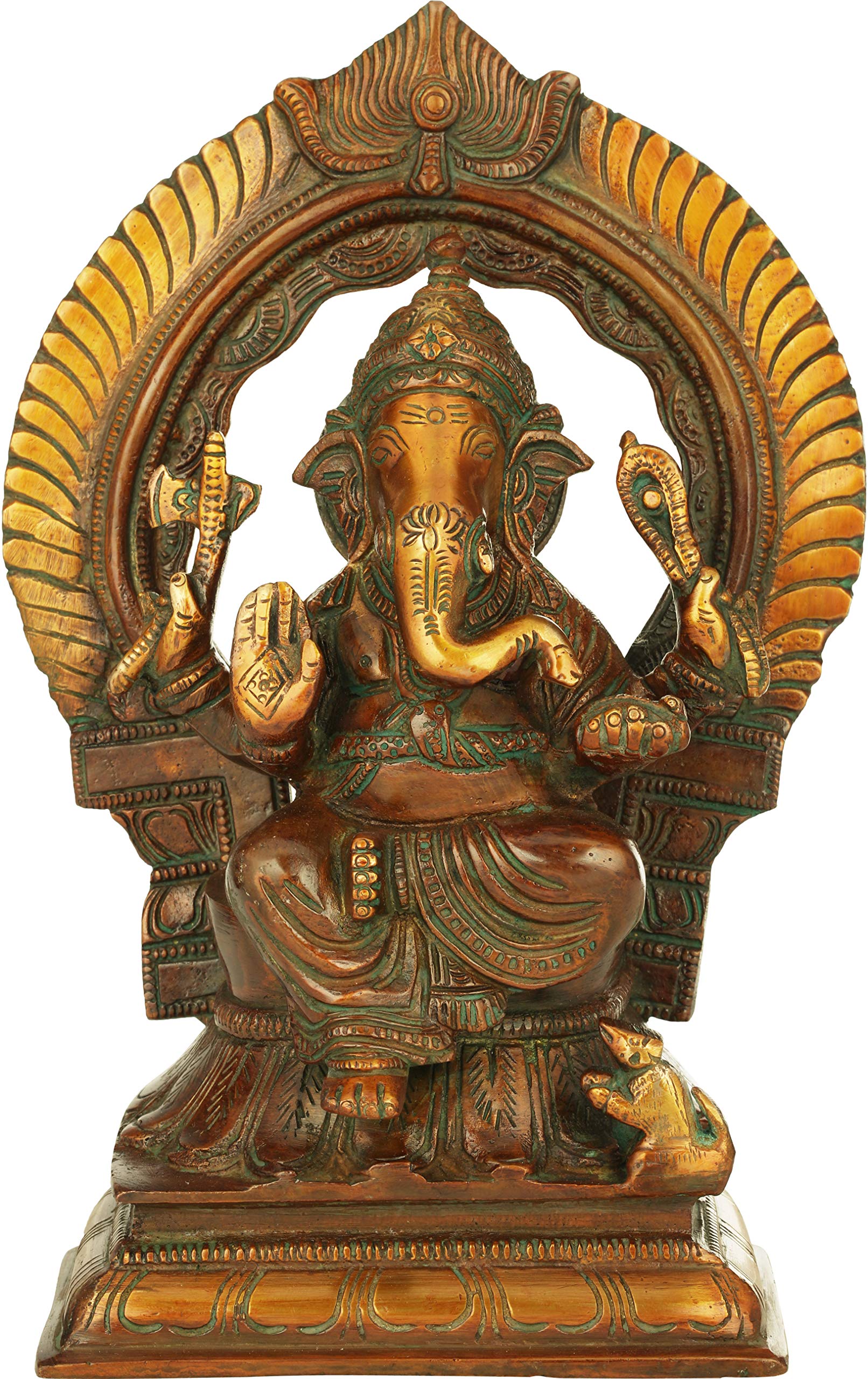 Ganesh assis en laiton avec prabhavali pour créer un coin zen et feng shui à la maison