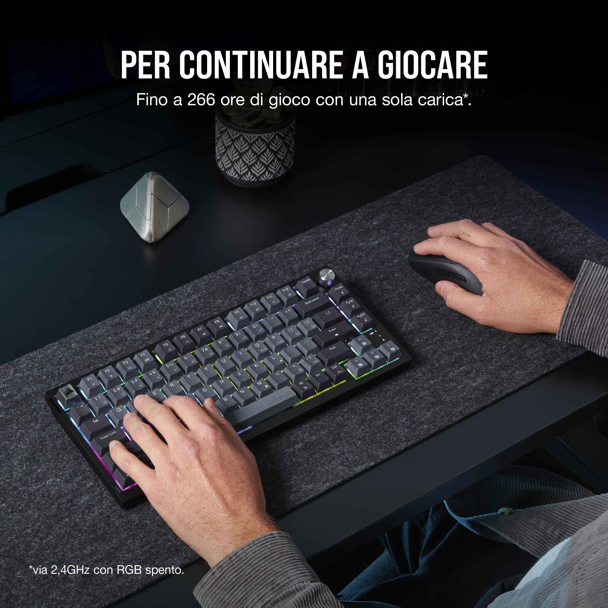 Corsair K65 PLUS WIRELESS 75% RGB Tastiera Meccanica da Gioco — Nero/Grigio | QWERTY IT, Interruttori Lineari MLX Red Pre-lubrificati, Tasti PBT Dye-Sub, Compatibile con iCUE, PC, PS5, PS4, Xbox