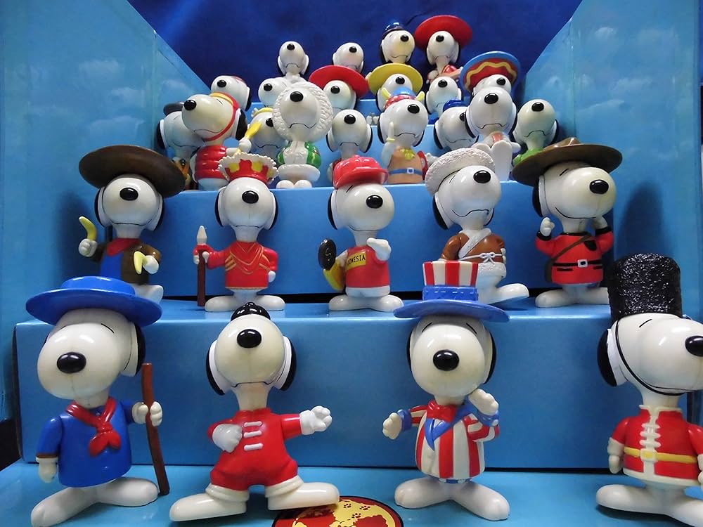 Amazon.co.jp: SNOOPY World Tour （スヌーピー・ワールドツアー