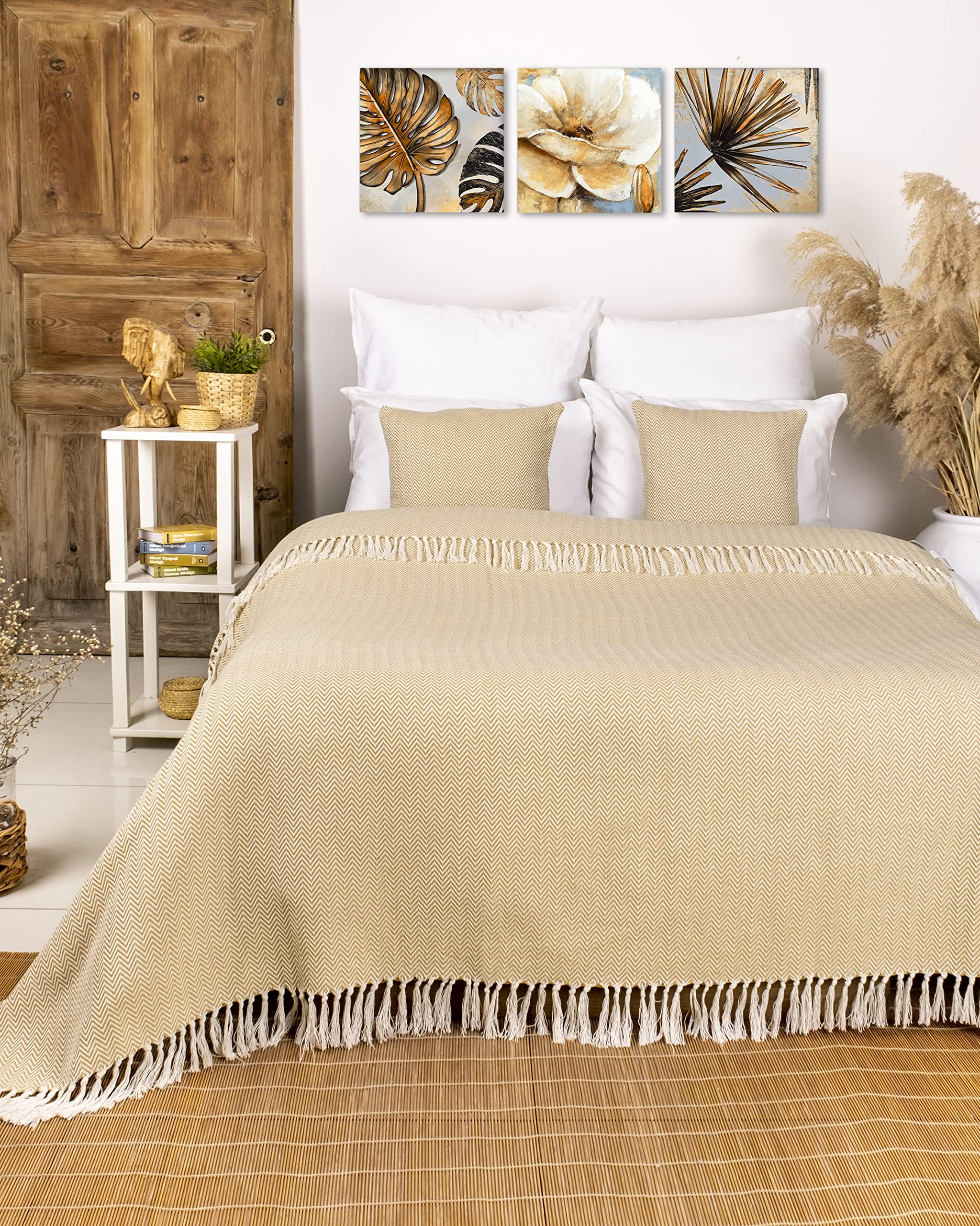 Gräfenstayn Narzuta premium z frędzlami, 100% bawełna, 220 x 240 cm, wzór w jodełkę, kołdra letnia, bawełniana narzuta na łóżko, kanapę, beżowa