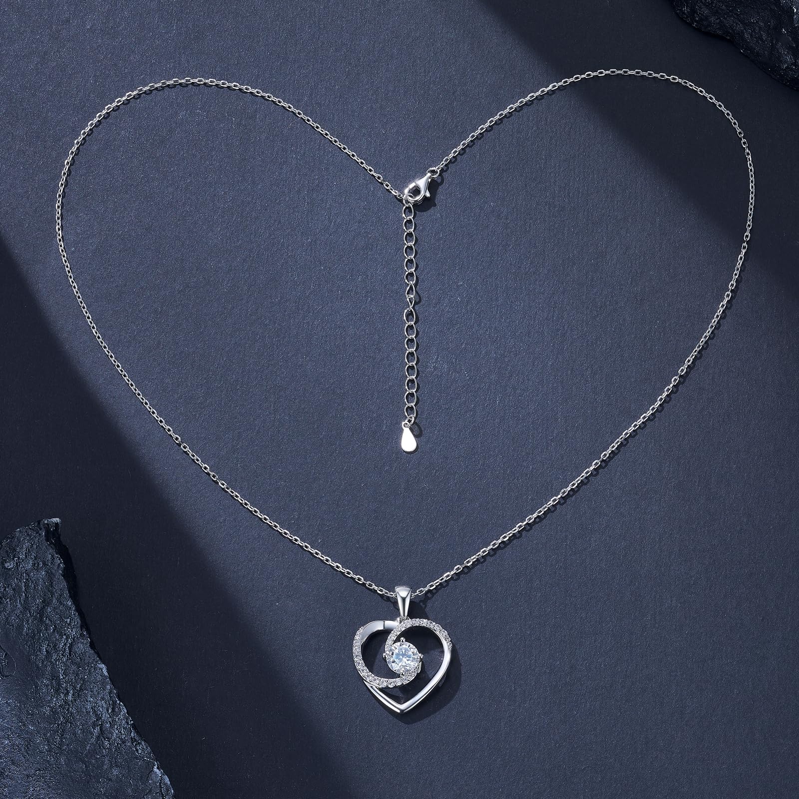 Collier Femme Pendentif Cœur Amour Éternel Bijoux | Plaqué Or Blanc 18 Carats Idée Cadeau Romantique et Unique pour Anniversaire Fête des Mères Saint-Valentin Noël