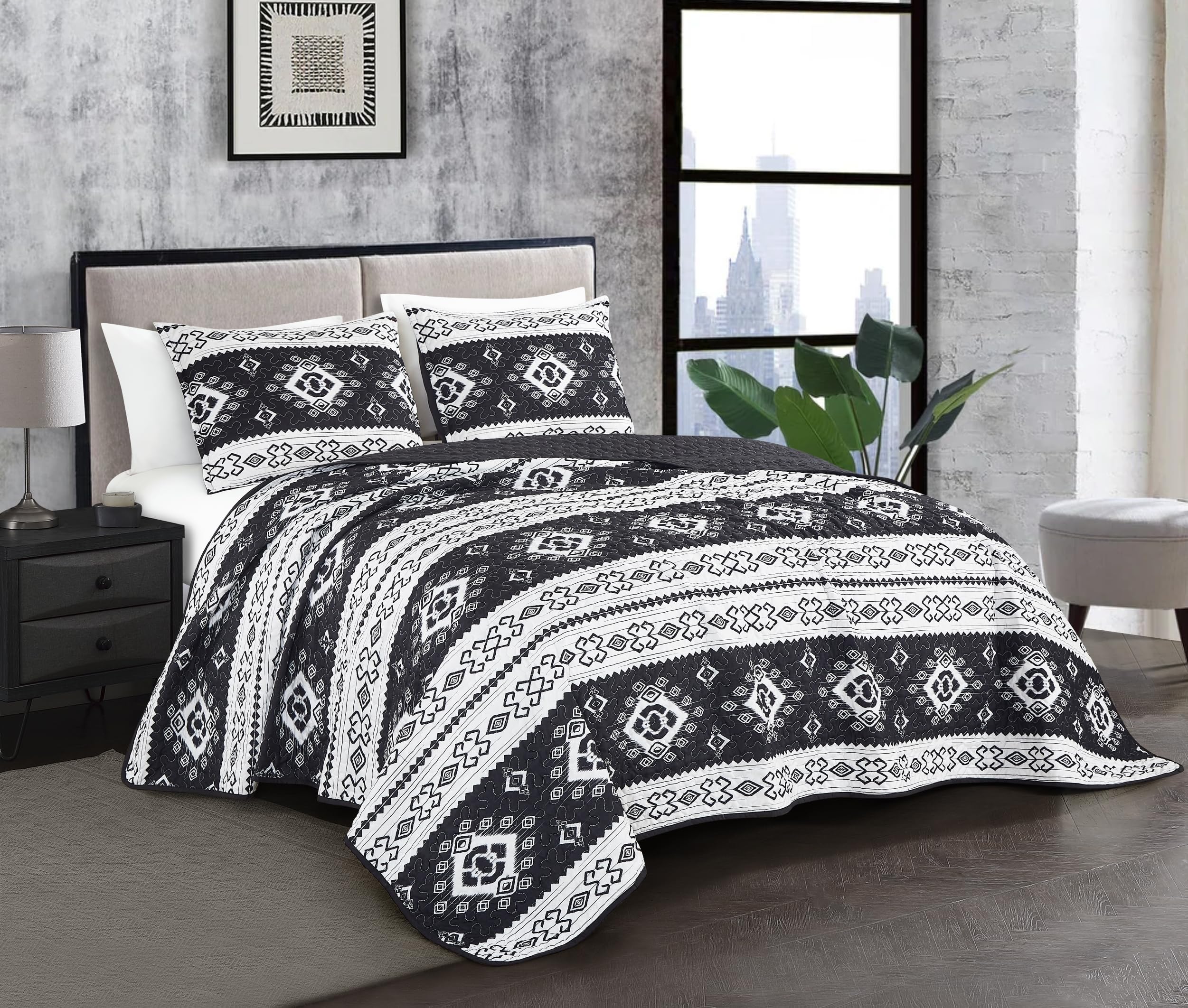 Chezmoi Collection Indie 3-Piece Southwestern Aztec Quilt Set - Black White Geometric Symbols Printed Microfiber Lightweight Quilted Bedspread Set,