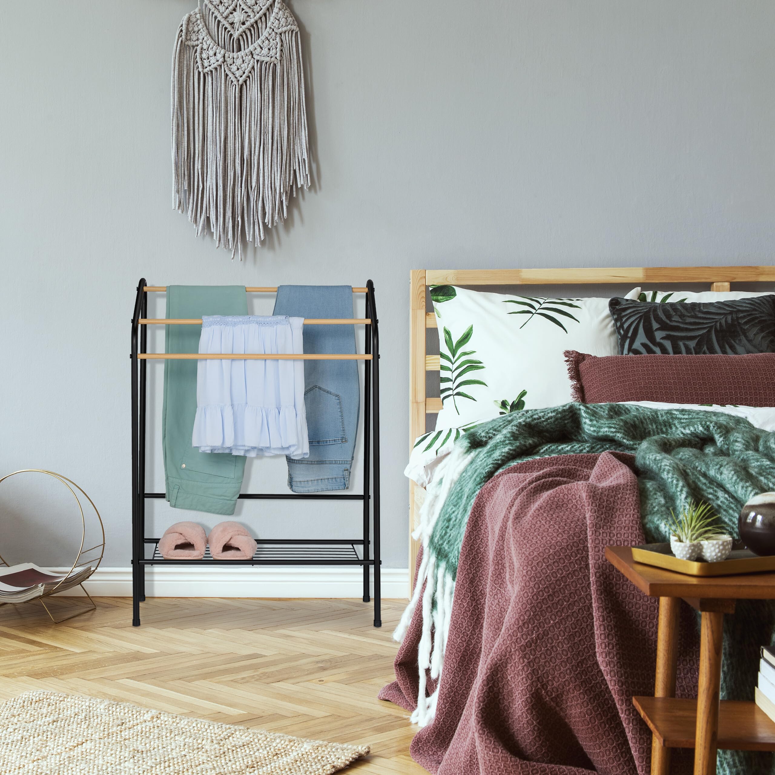 Relaxdays Porte-Serviettes, 3 Barres, avec étagère, Non Fixe, HxLxP : 84,5 x 60,5 x 31 cm, Noir et Nature