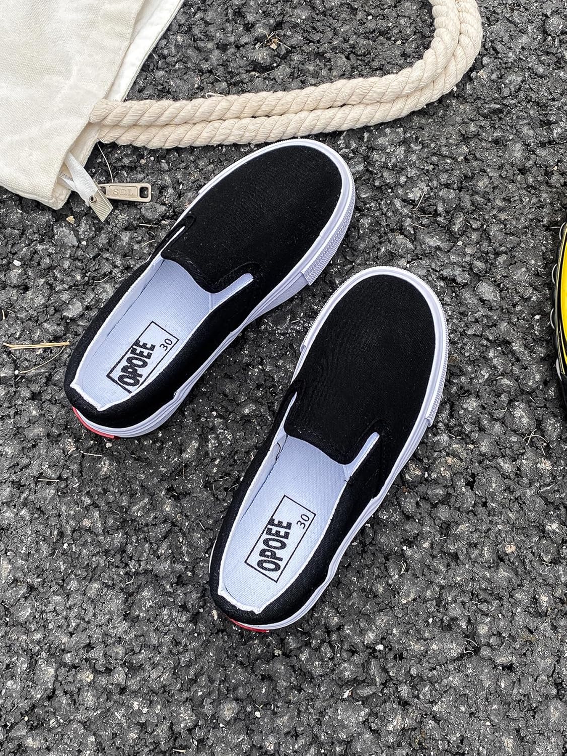 Boys' and Girls' Children's Canvas Shoes, Low Cut Slip-on Sneakers Shoes, Start School Season White Shoes, Fashion Toddler Little Kid Big Kid Skateboarding Shoes 2.5 Big Kid Black image 5 of 6 B0D9Y46ZXK