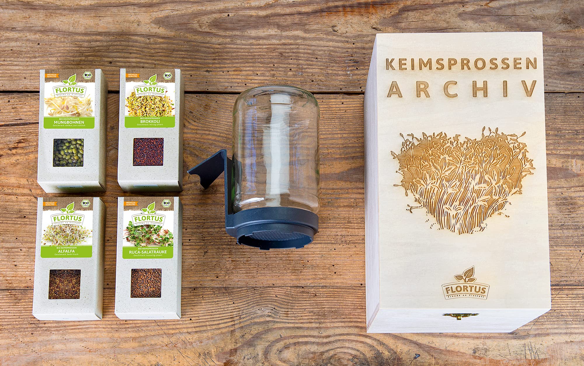 FLORTUS BIO Keimsprossen Archiv Geschenkbox - Starterset inkl. 4 Sprossensorten | Alfalfa, Brokkoli, Mungbohne und Rucola | Geschenkset mit Sprossenglas | Keimsprossenbox Holzbox mit Deckel