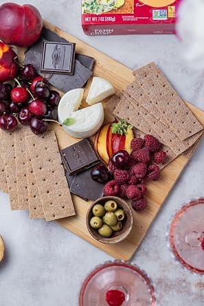 Finn Crisps Rye Crispbread with Caraway 7oz | Thin, Crispy Rye Flatbreads with Caraway | Authentic Finnish Sourdough Crispbread | Crackers by Finn Crisp [7oz Box]