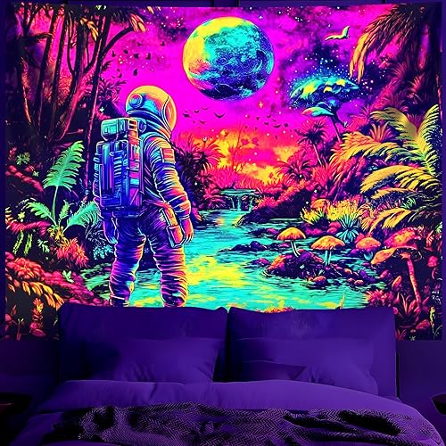Miniatura 9 de BVBOX Tapiz de astronauta espacial con luz negra, 79 x 59 pulgadas, astronauta reactivo a los rayos UV, piano electrónico, universo, galaxia,
