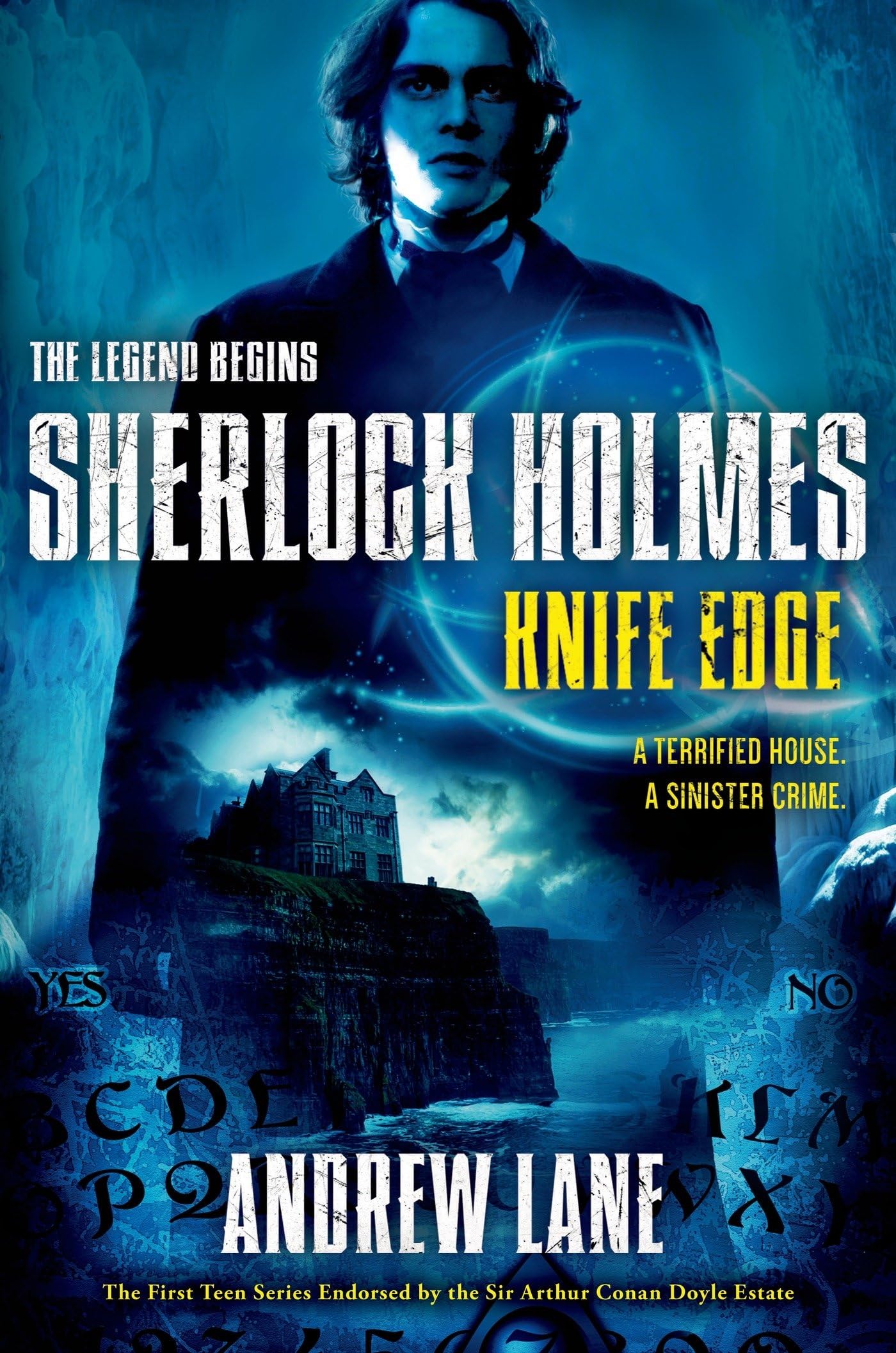 Knife Edge: 6 (Sherlock Holmes: The Legend Begins) Hardcover – 8 Dec. 2015