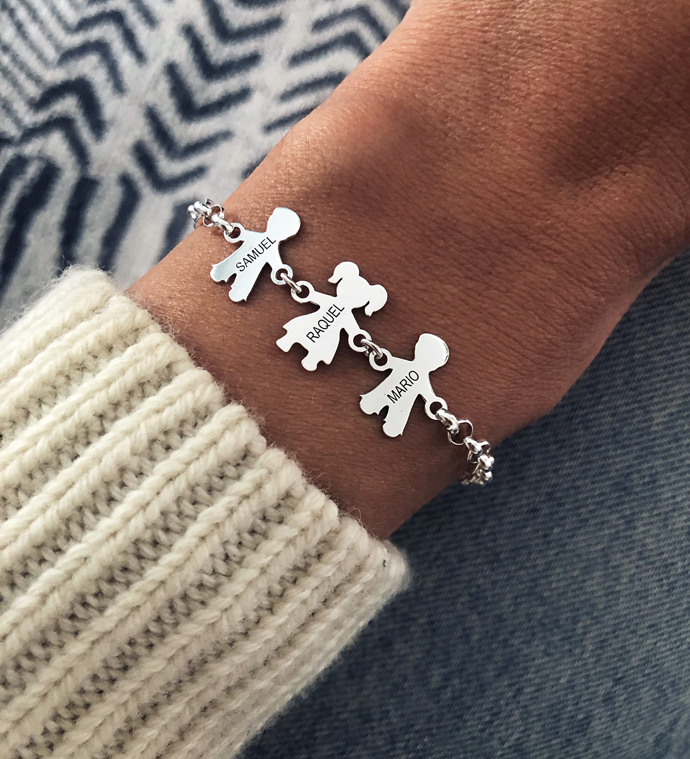 Pulsera Personalizada Mama Niños de Plata de Ley 925.Pulsera Ideal como Regalo para Madre o Abuela.Pulsera con Nombre personalizado de Hijos y Nietos.Graba de1 a 7 Nombres.Ajustable