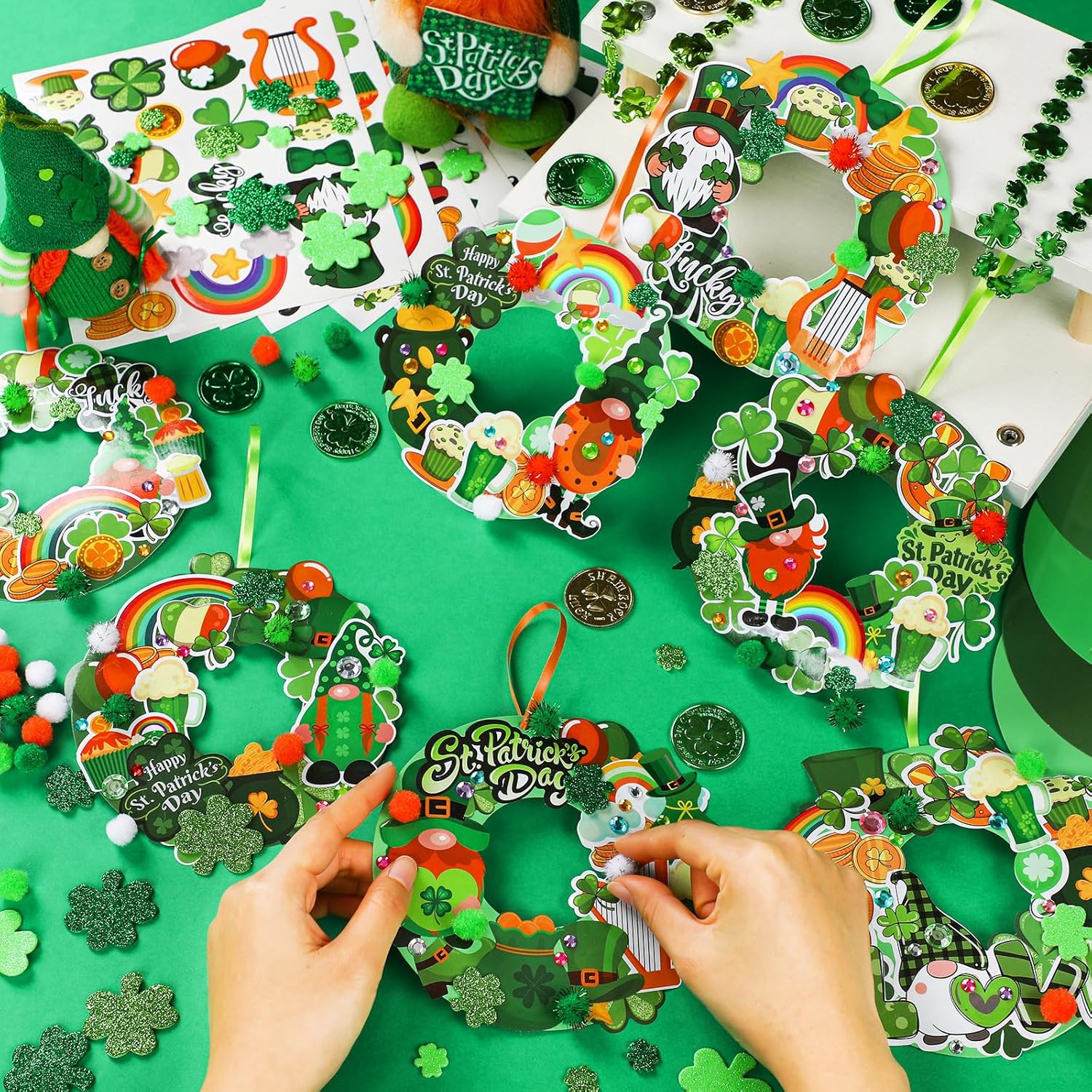 48 Sets St. Patrick's Day Wreath Craft Kits DIY Irish Wreath Hanging Ornaments Make Your Own Paper Craft with Shamrock Leprechaun Stickers for St Patrick Day Home Classroom Activities Party