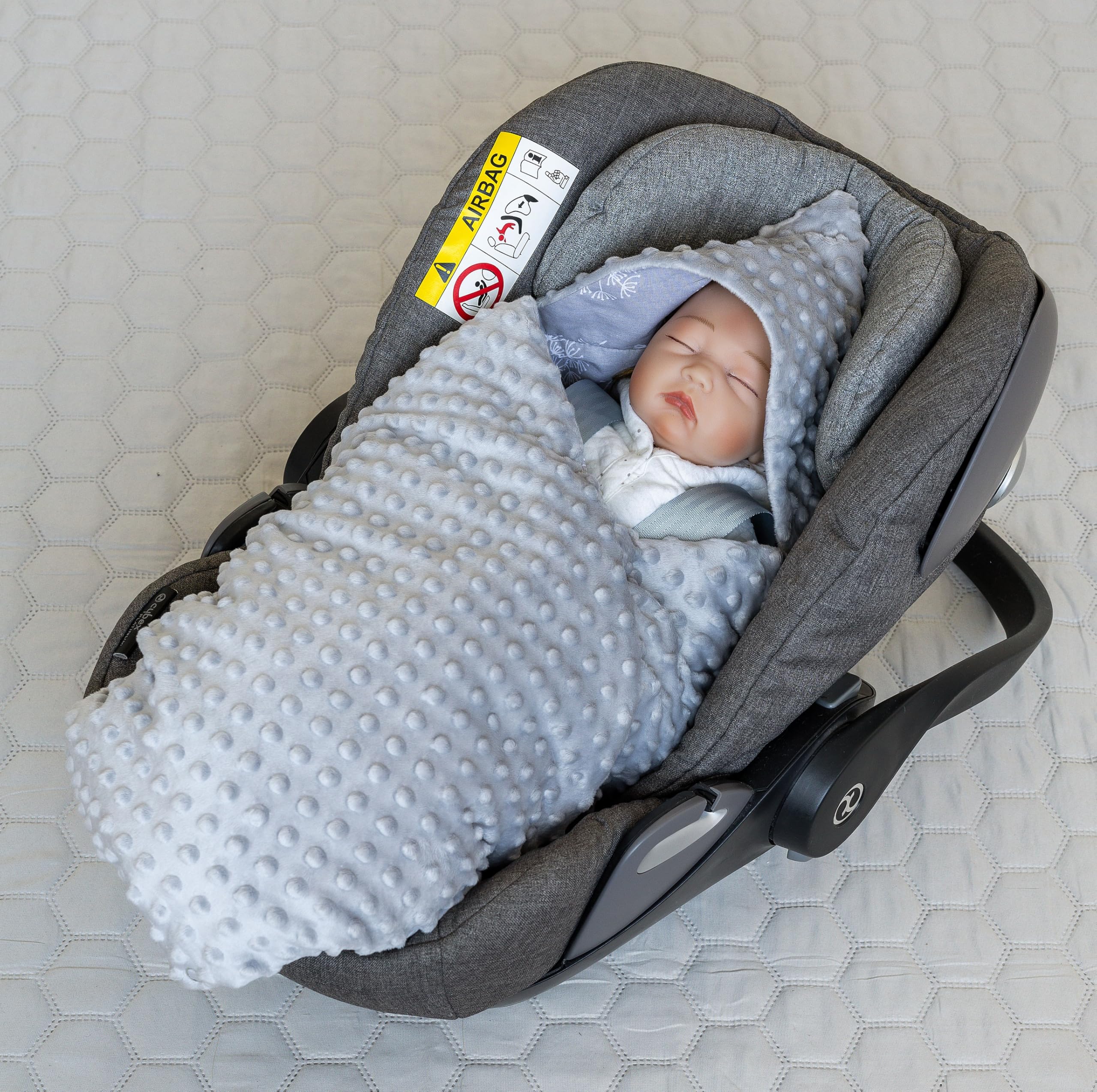 LOOLAY Coprigambe per ovetto, coperta per seggiolino auto, 90 x 90 cm, coprigambe per tutto l'anno, Minky e cotone biologico, cinturino compatibile a 3 e 5 punti (grigio pastella)