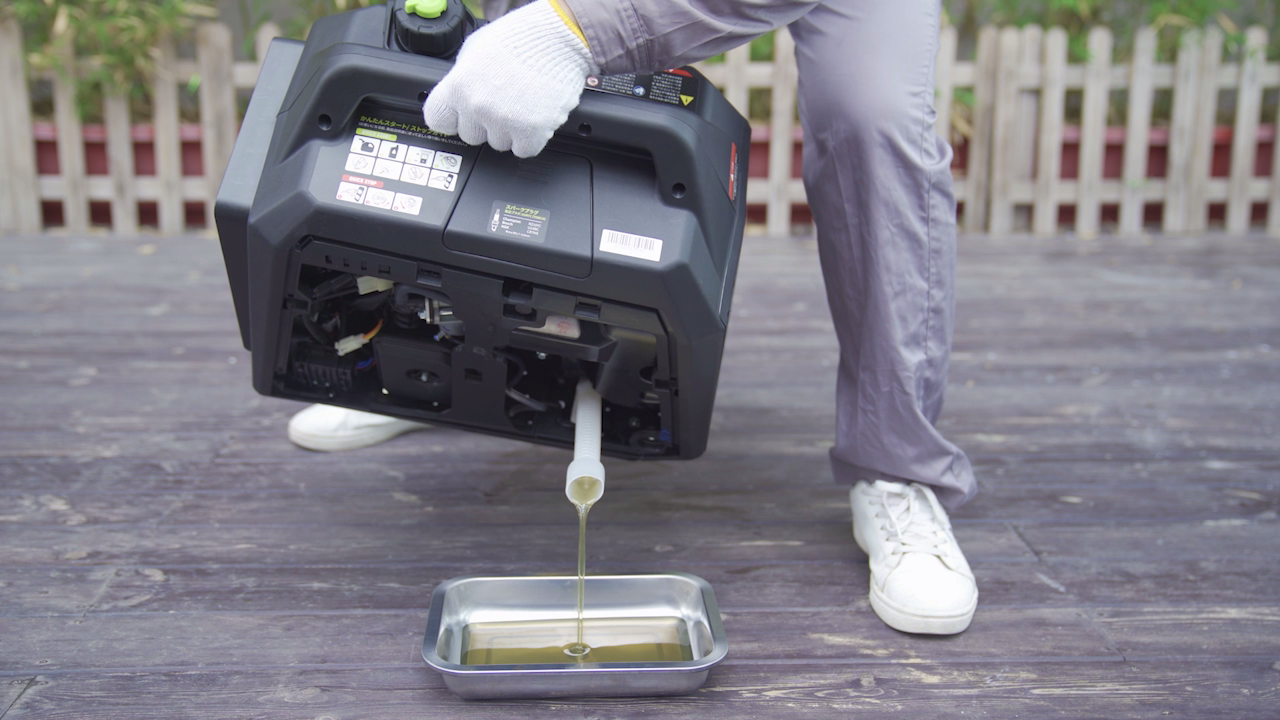 Amazon | EENOUR インバーター発電機 緑 DK1800iA 定格出力1.8kVA 正弦